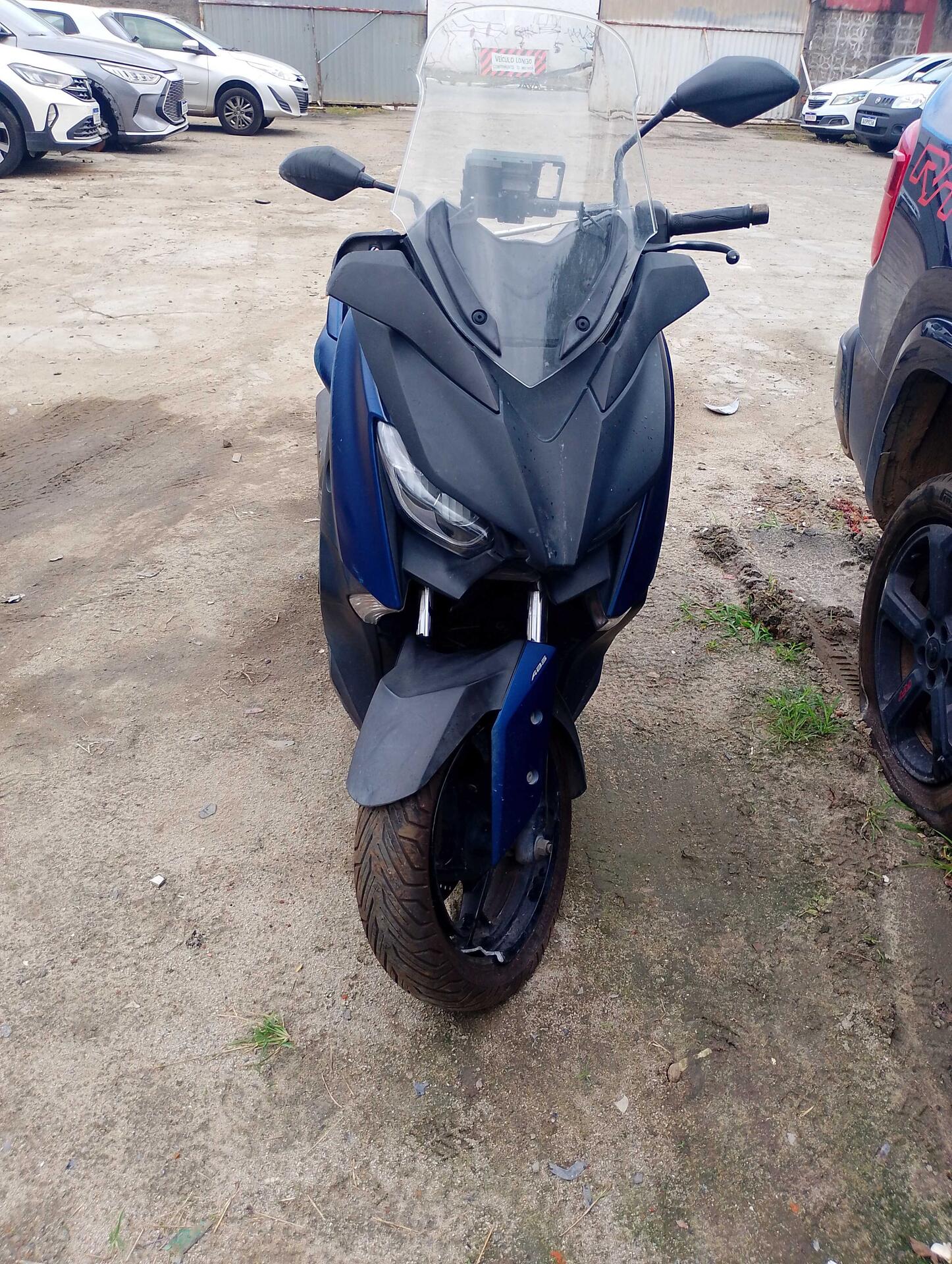 YAMAHA / XMAX 250 ABS GASOLINA 2020/2021 — foto 4 de 10