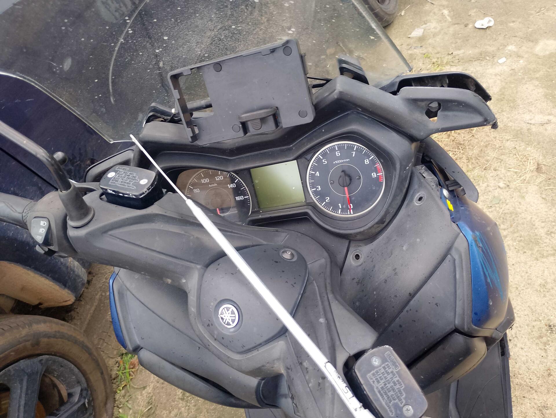 YAMAHA / XMAX 250 ABS GASOLINA 2020/2021 — foto 5 de 10