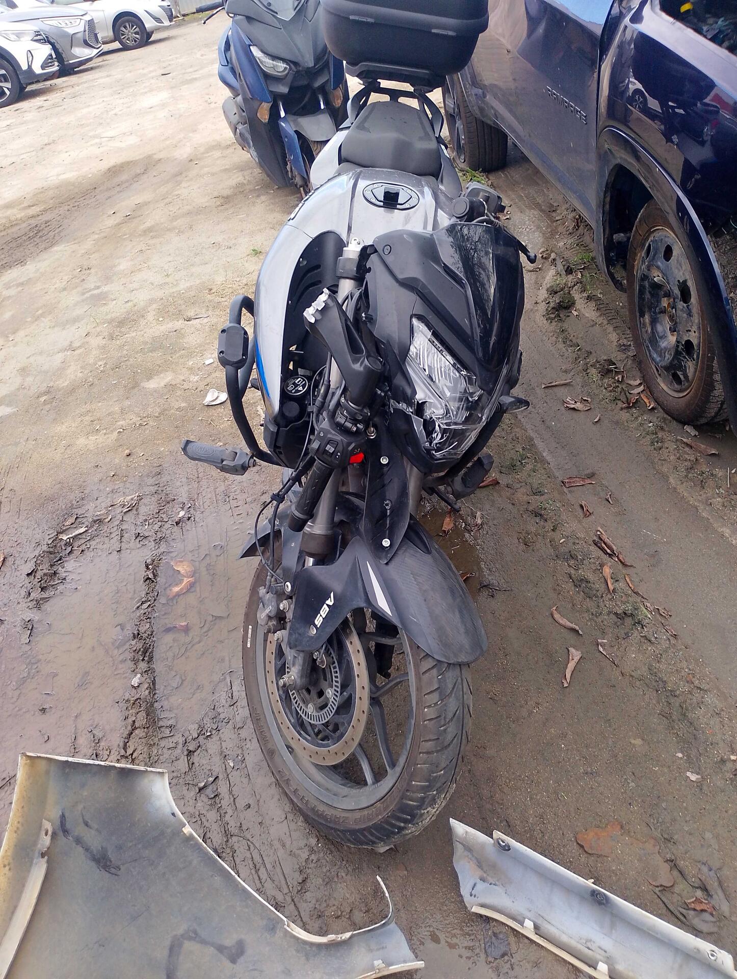 BAJAJ / DOMINAR NS 200 GASOLINA 2025/2026 — foto 4 de 17