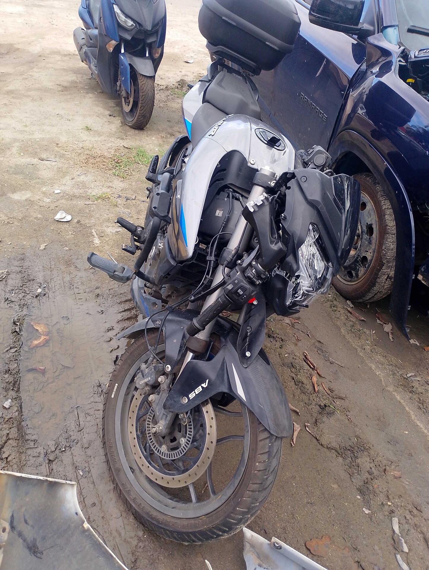 BAJAJ / DOMINAR NS 200 GASOLINA 2025/2026 — foto 9 de 17