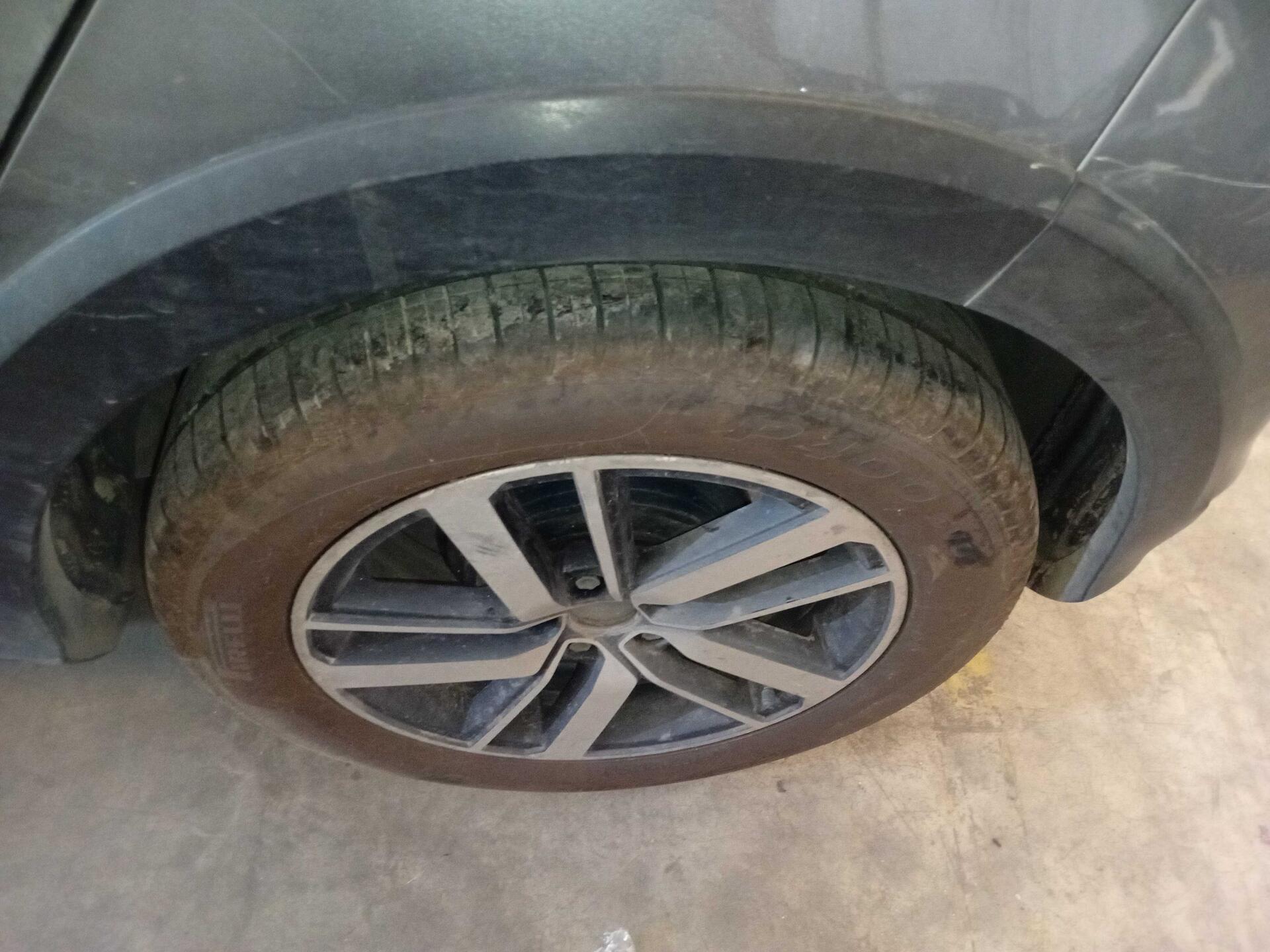 VOLKSWAGEN / FOX XTREME 1.6 8V(G3) 5 FLEX 2019/2019 — foto 27 de 40