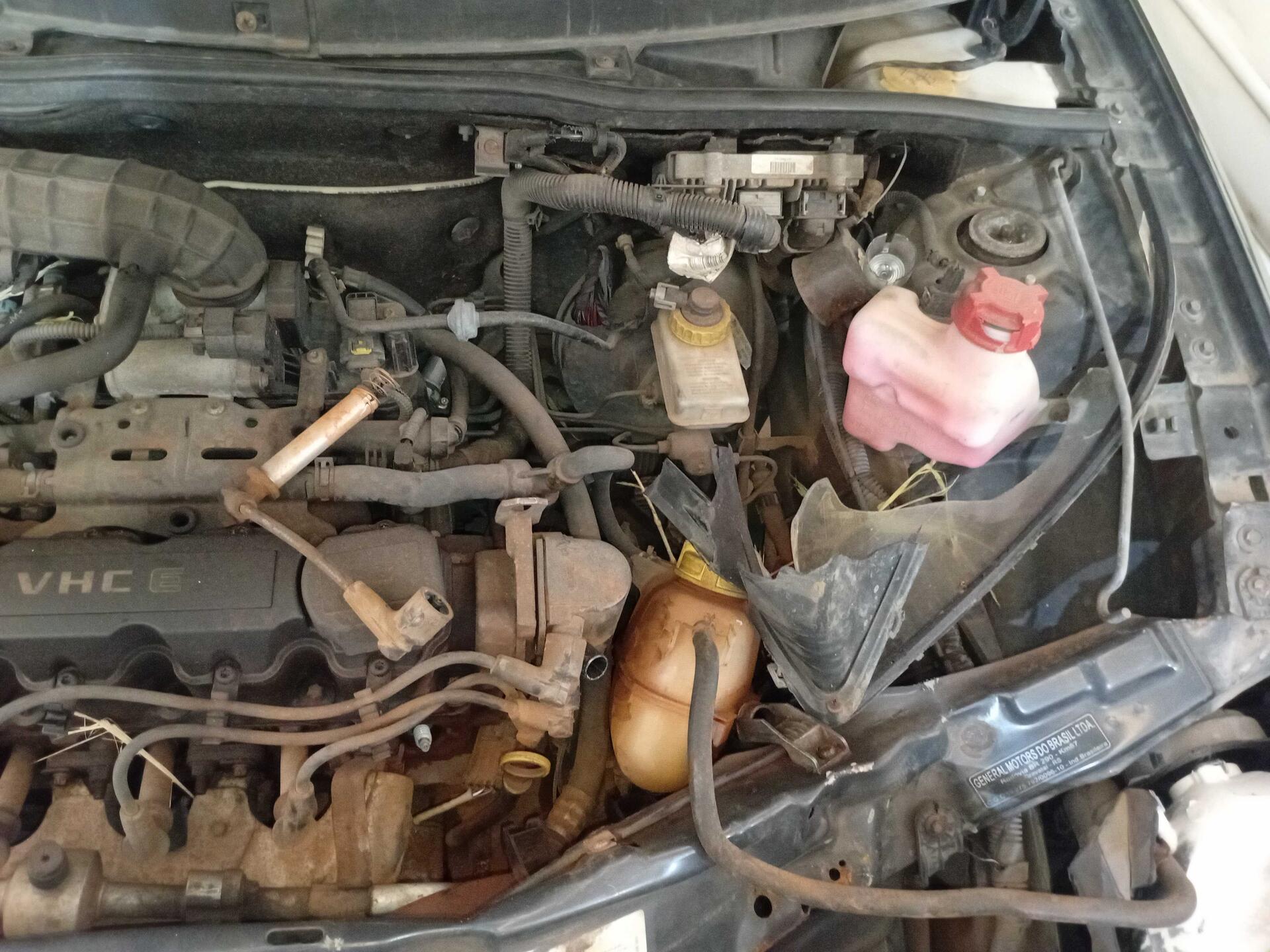 CHEVROLET / CELTA SPIRIT 1.0 MPFI 8V POWER 5P FLEX 2012/2013 — foto 27 de 40