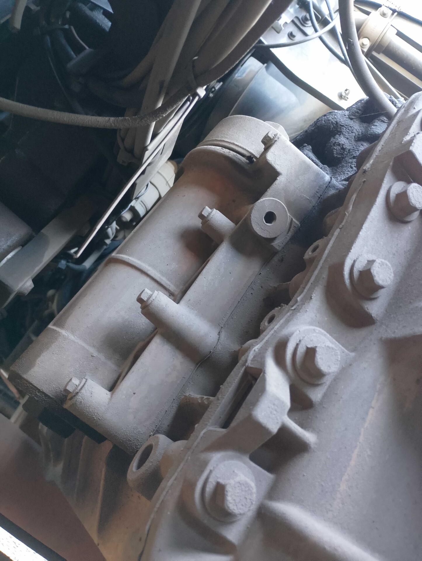 VOLVO / FH-460 6X2 2P (DIESEL) (E5) 2019/2019 — foto 23 de 40