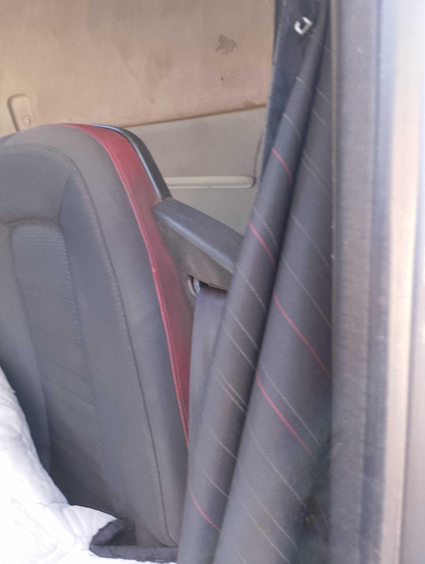 VOLVO / FH-460 6X2 2P (DIESEL) (E5) 2019/2019 — foto 38 de 40