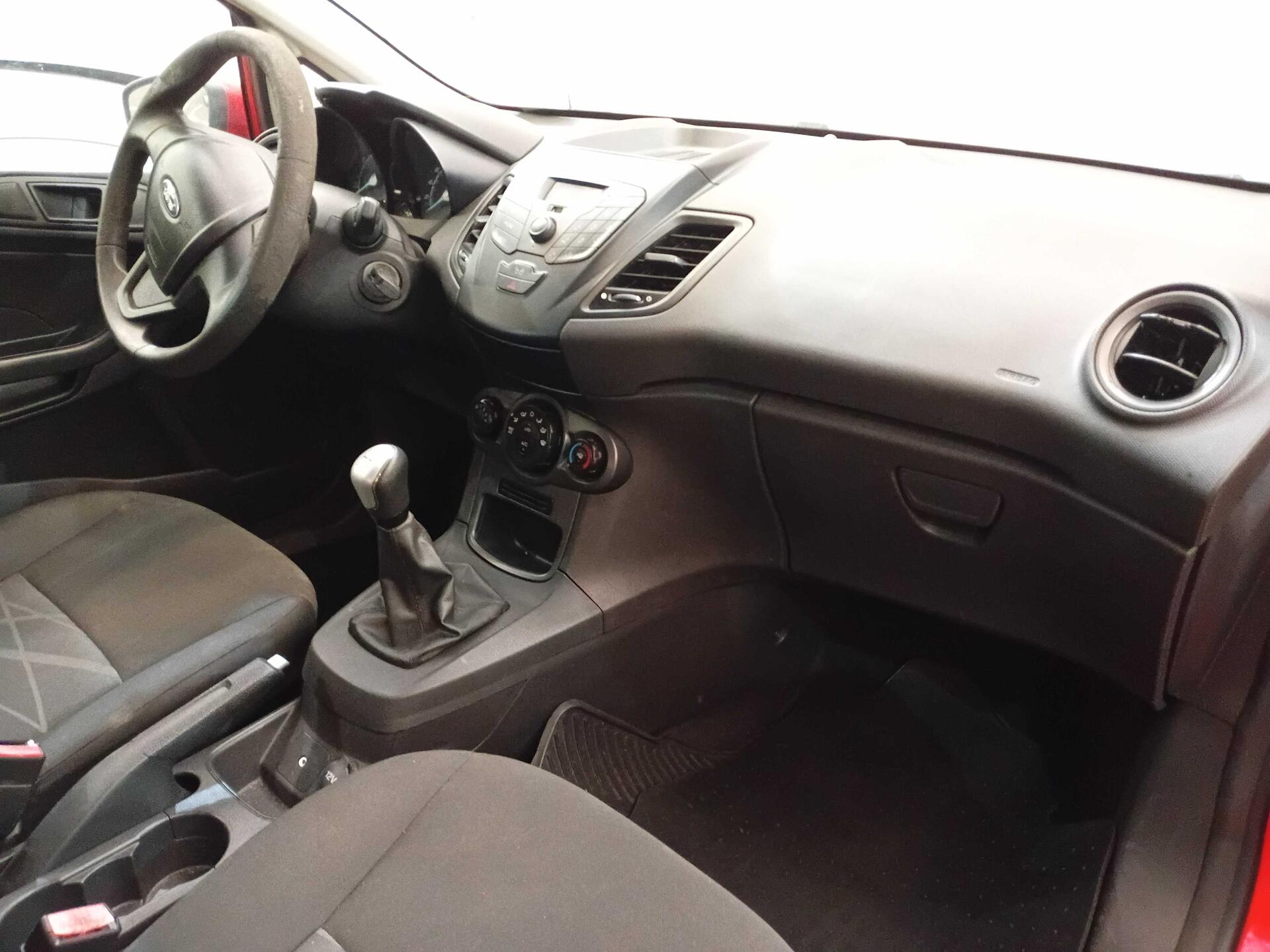FORD / FIESTA HA 1.5L S FLEX 2014/2015 — foto 18 de 40