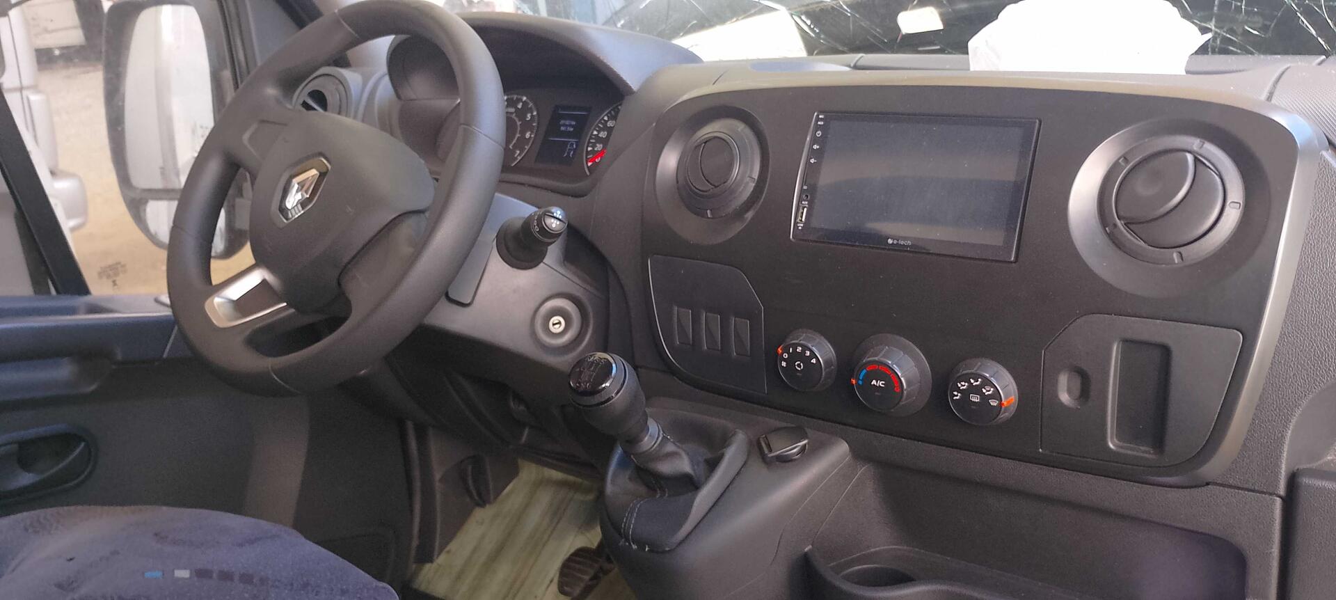 RENAULT / MASTER 2.3 DCI EXTRA F.VITRE 16V DIESEL 2024/2025 — foto 12 de 40