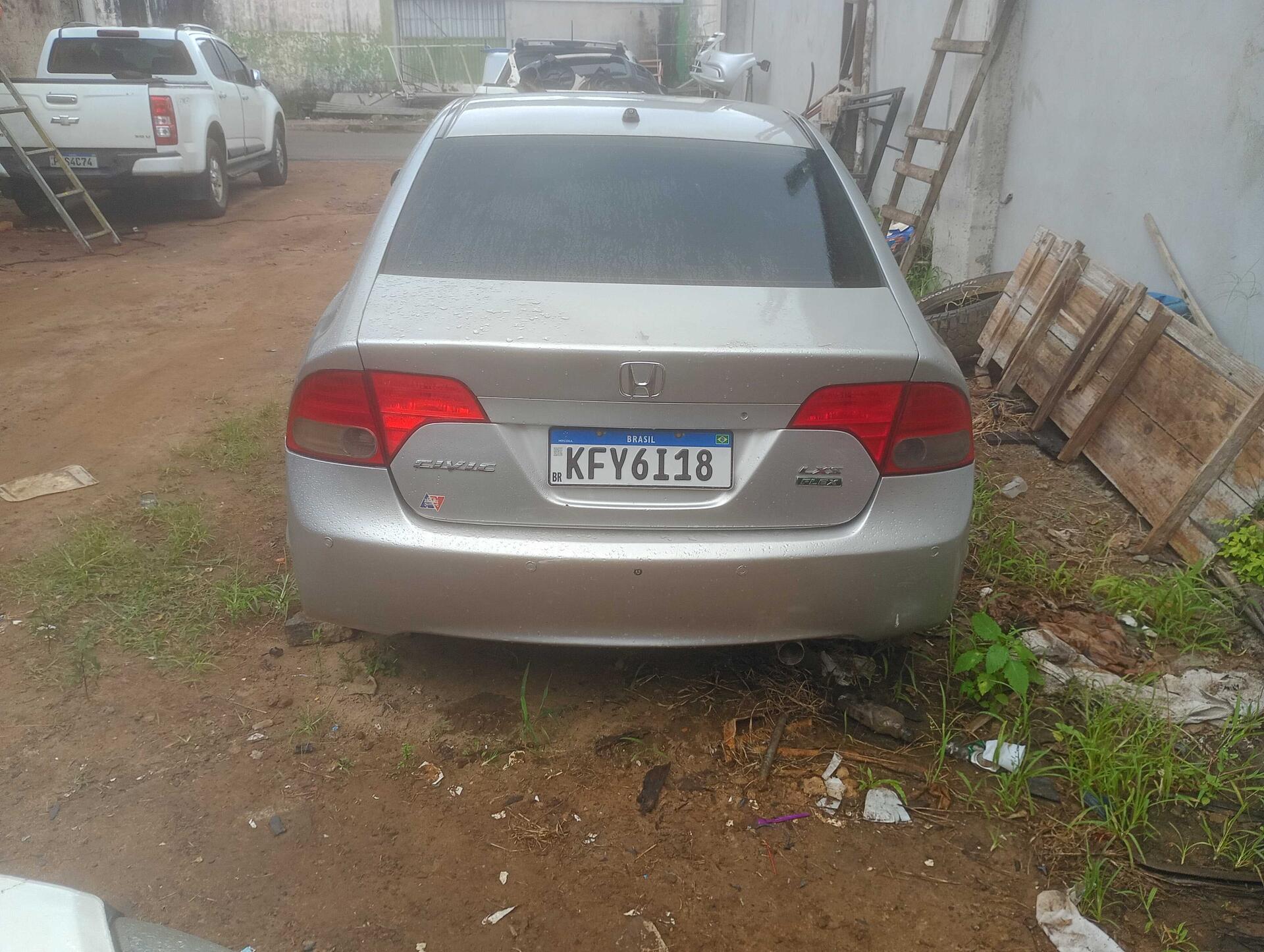 HONDA / CIVIC SEDAN LXS 1.8 16V AUT 4P FLEX 2008/2008 — foto 9 de 40