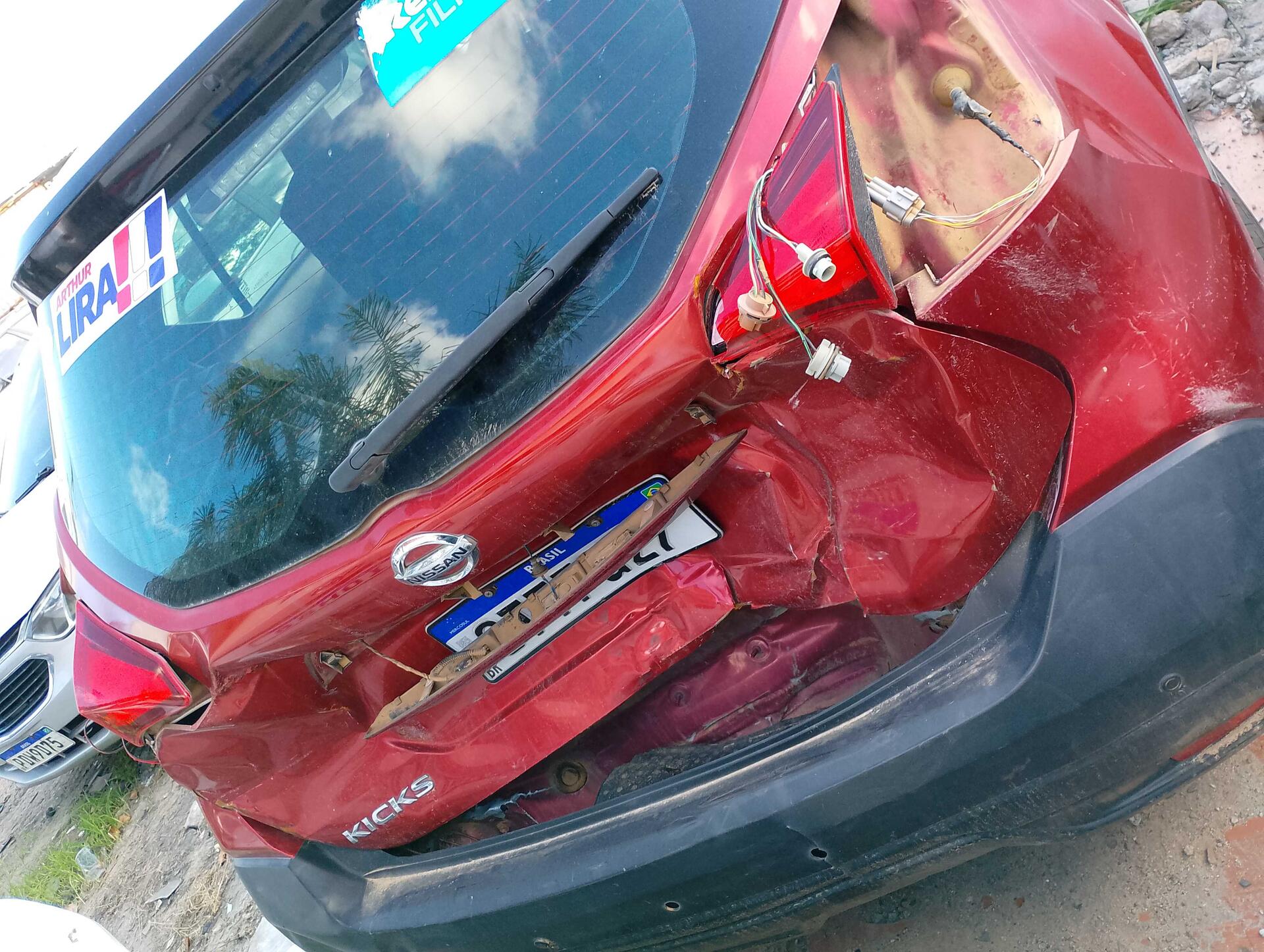(SUCATA) NISSAN / KICKS S CVT 2019/2019 — foto 4 de 33