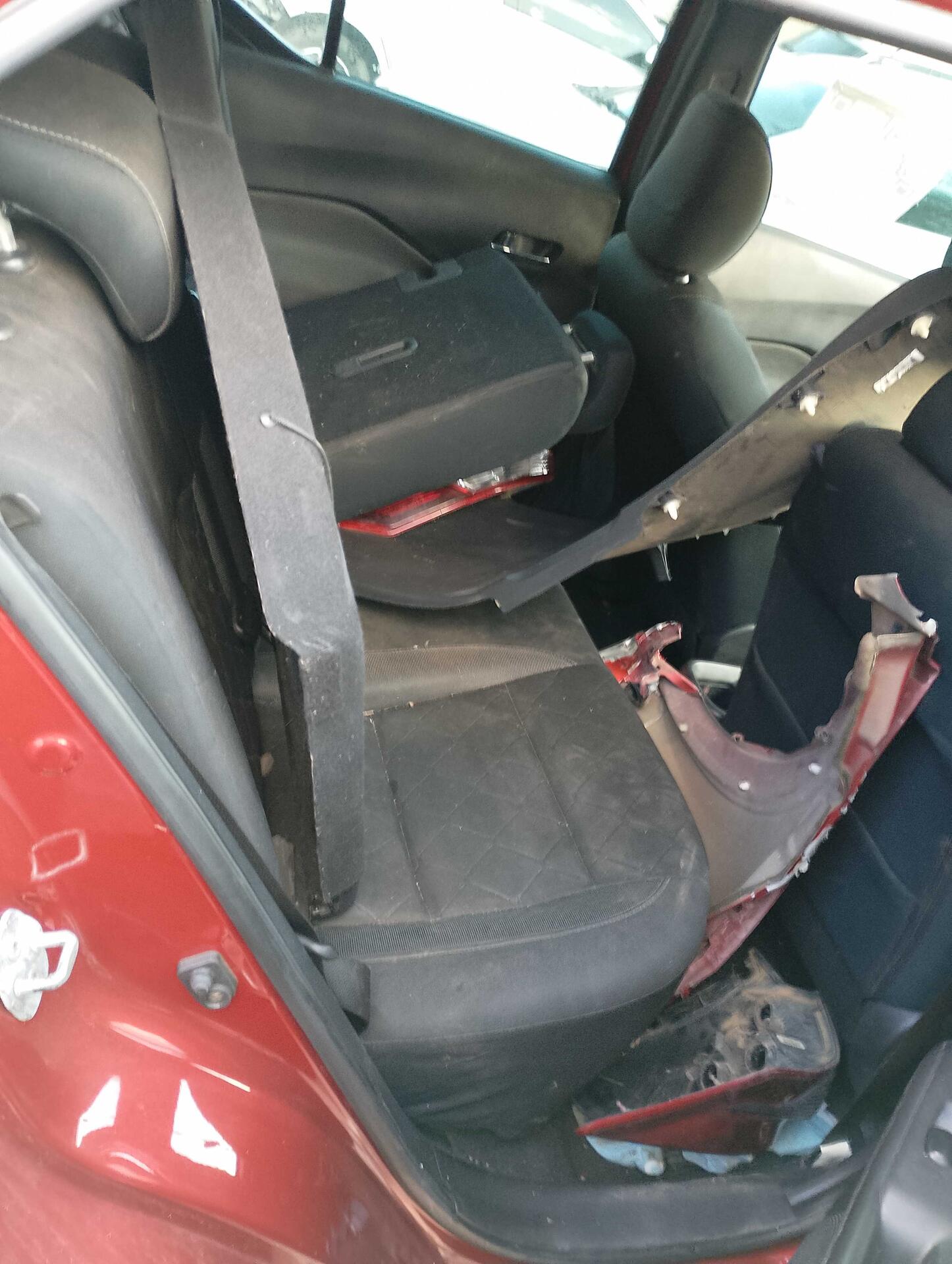 (SUCATA) NISSAN / KICKS S CVT 2019/2019 — foto 7 de 33