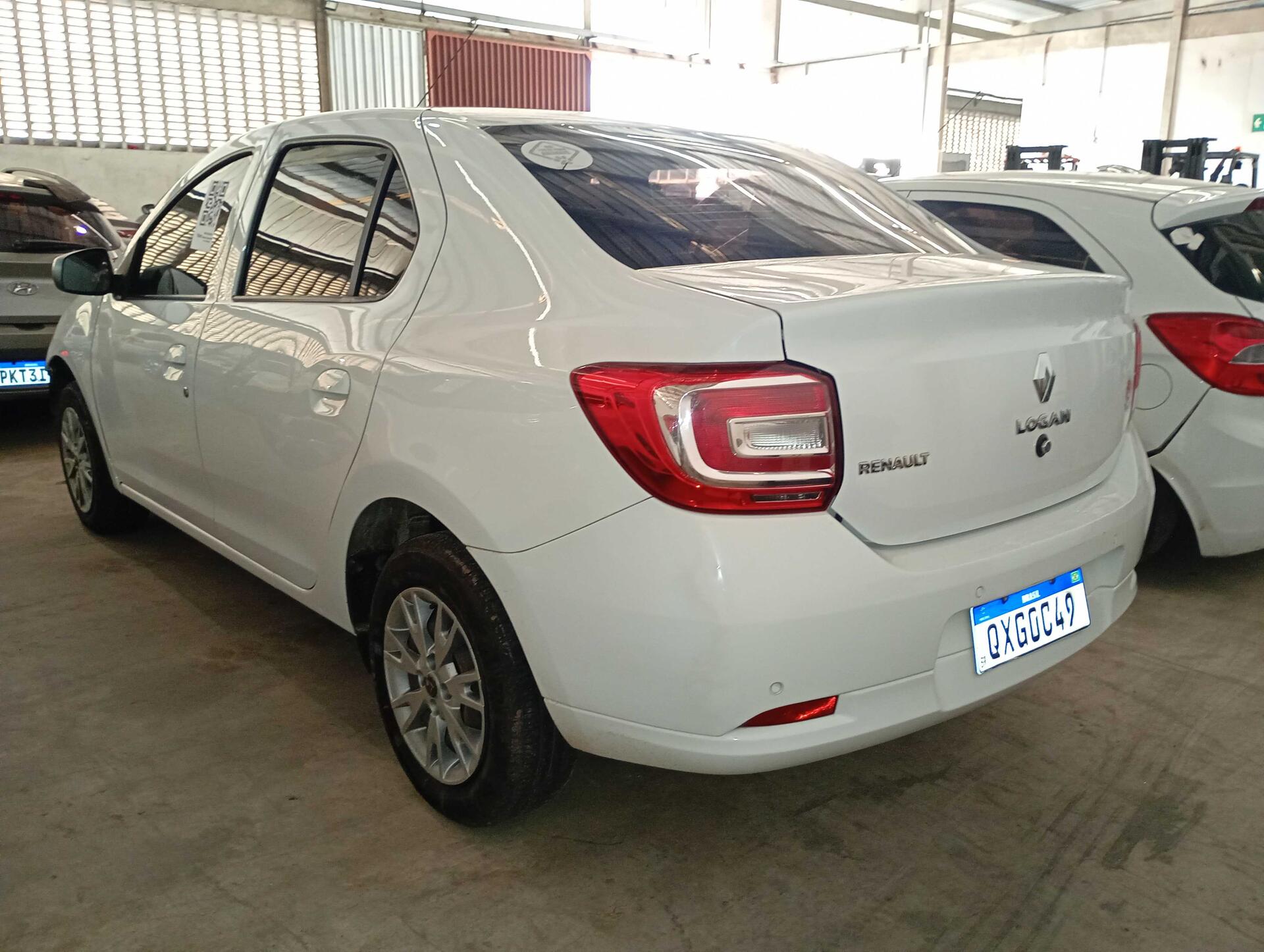 RENAULT / LOGAN ZEN10MT 2019/2020 — foto 31 de 40