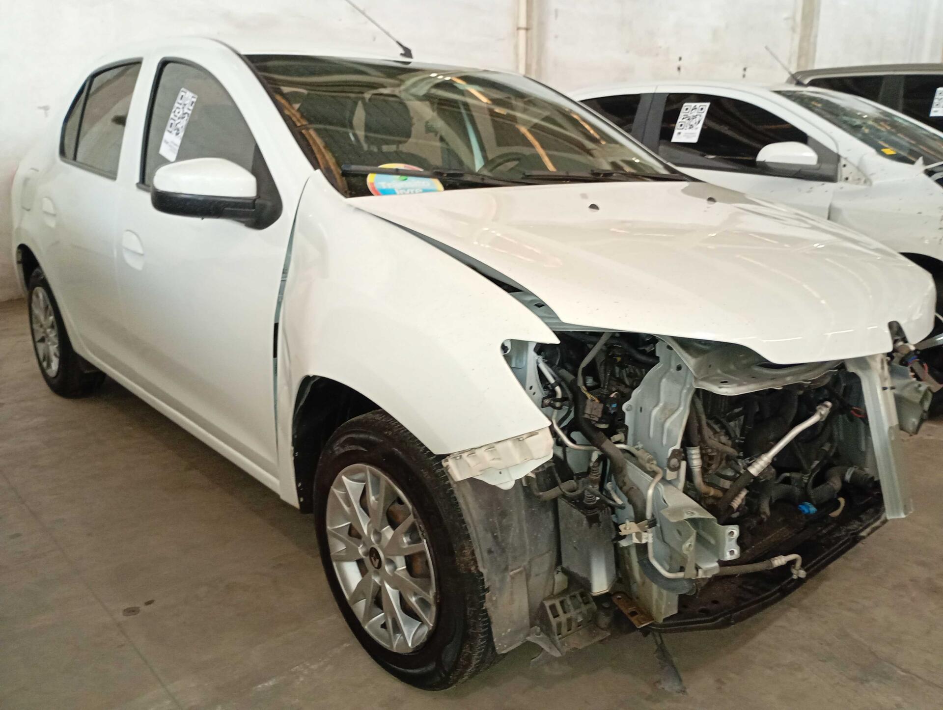 RENAULT / LOGAN ZEN10MT 2019/2020 — foto 40 de 40