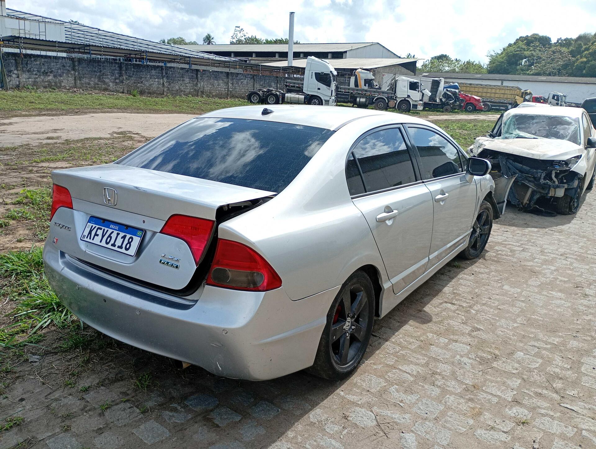 HONDA / CIVIC SEDAN LXS 1.8 16V AUT 4P FLEX 2008/2008 — foto 19 de 40