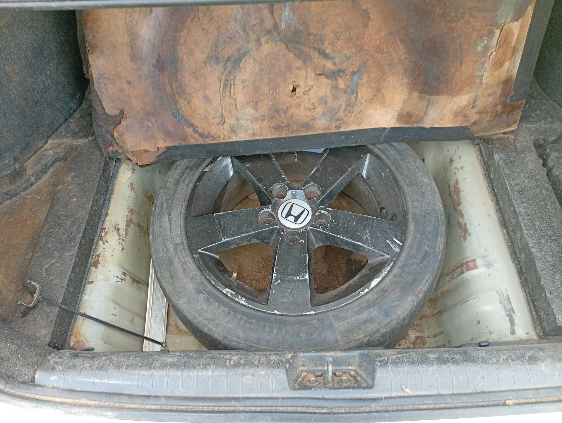 HONDA / CIVIC SEDAN LXS 1.8 16V AUT 4P FLEX 2008/2008 — foto 27 de 40