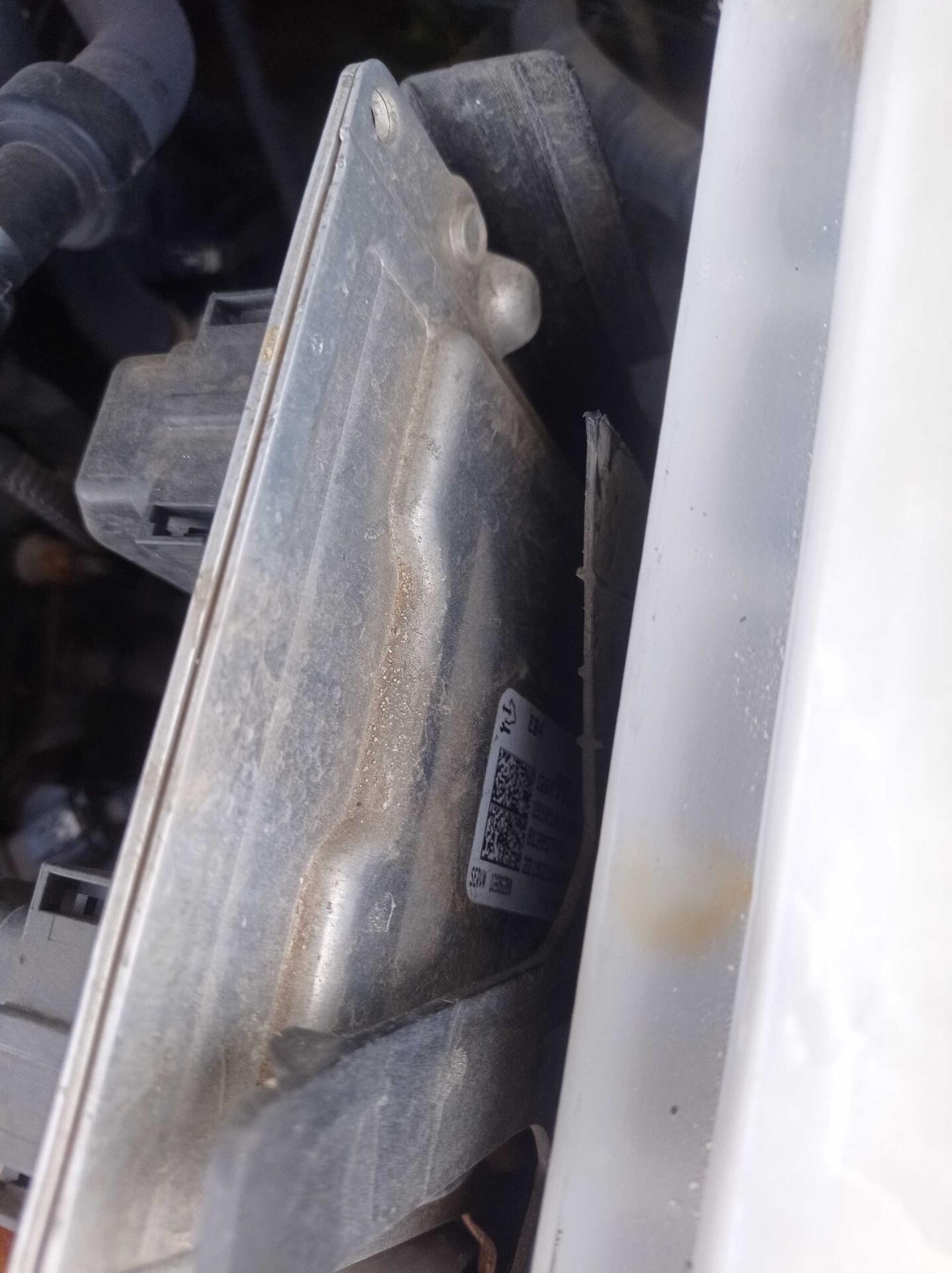 CHEVROLET / ONIX HATCH LTZ 1.4 8V 5P AUT FLEX 2018/2019 — foto 11 de 40