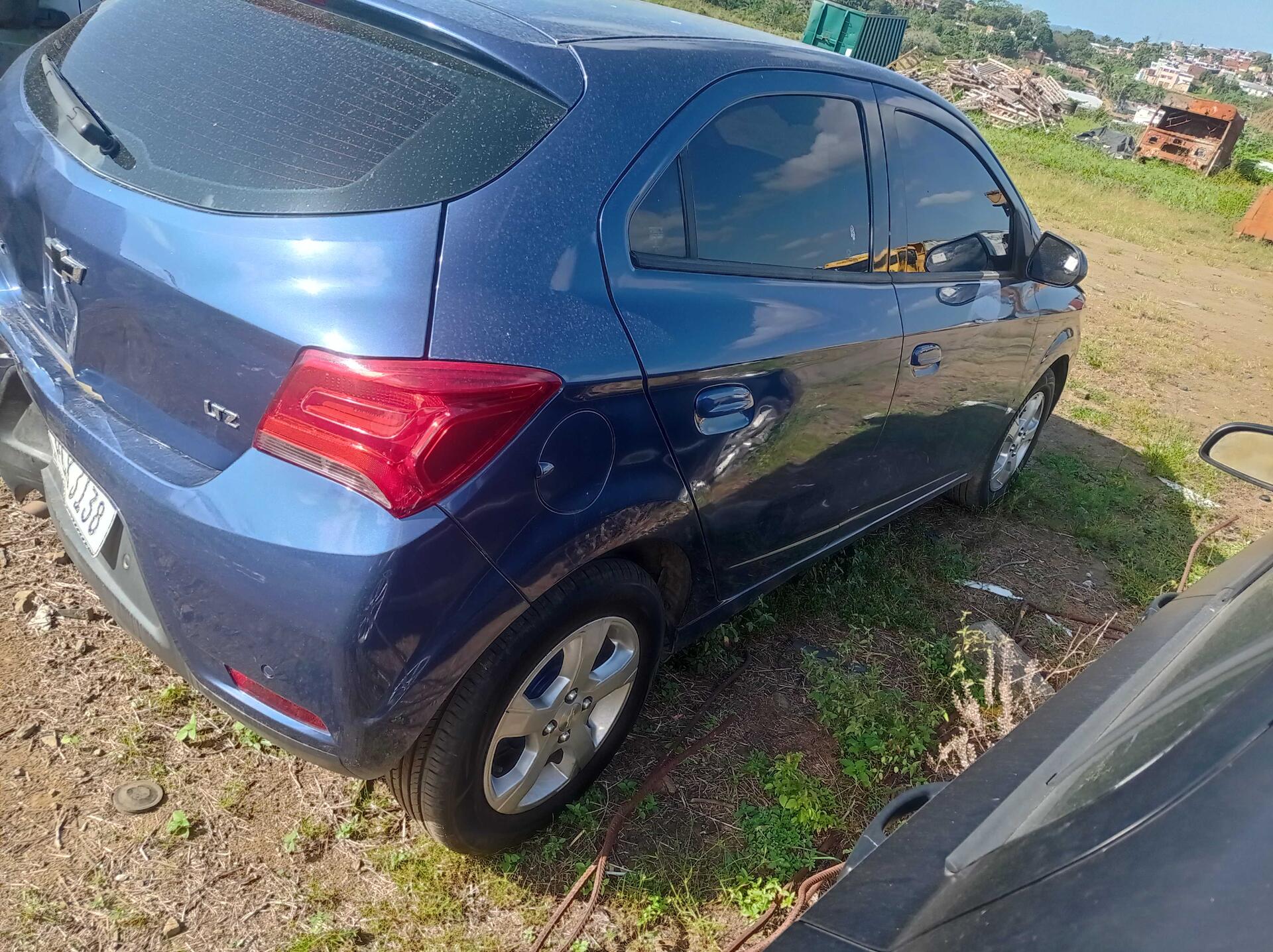 CHEVROLET / ONIX HATCH LTZ 1.4 8V 5P AUT FLEX 2018/2019 — foto 17 de 40