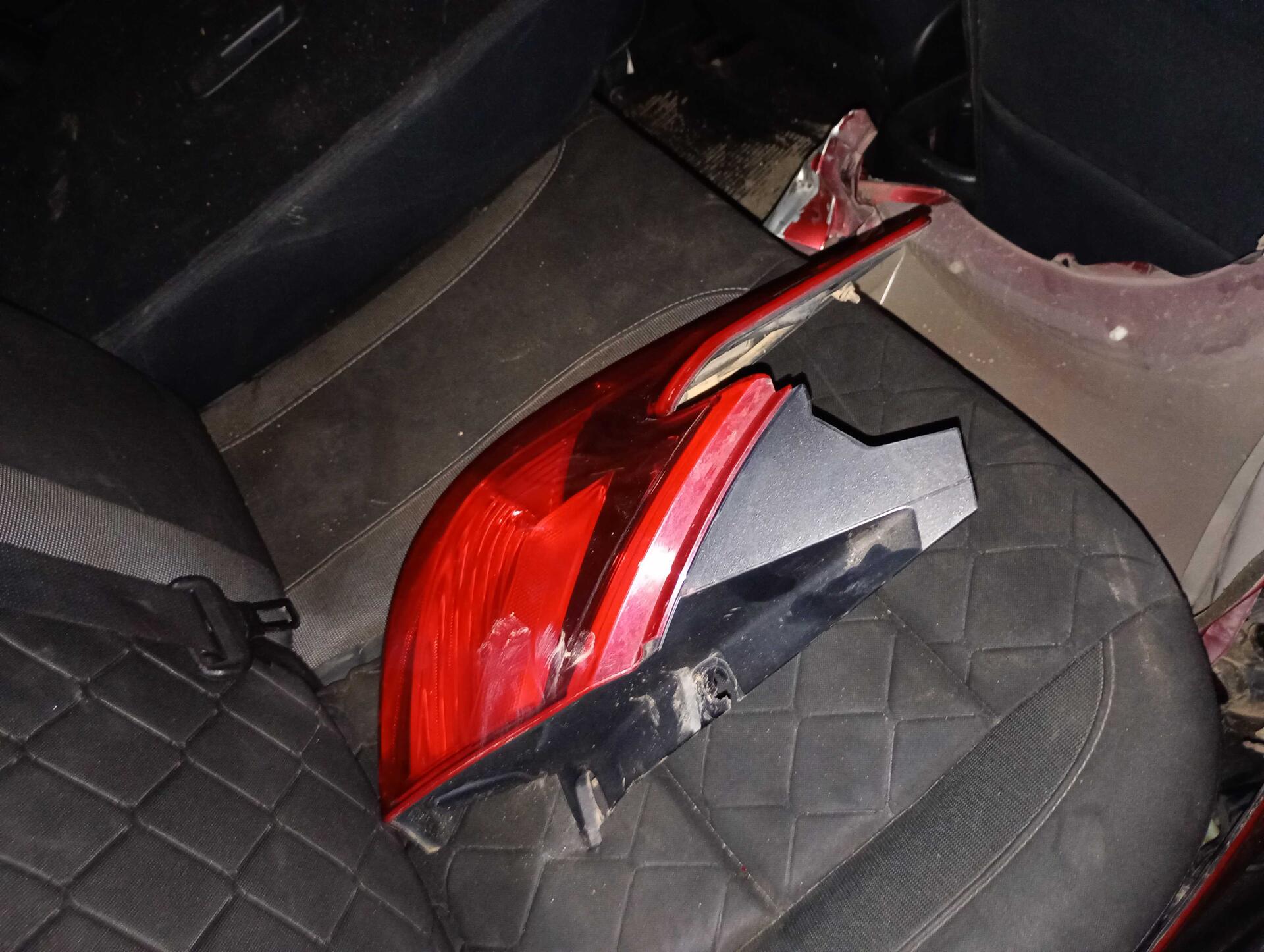 (SUCATA) NISSAN / KICKS S CVT 2019/2019 — foto 26 de 33