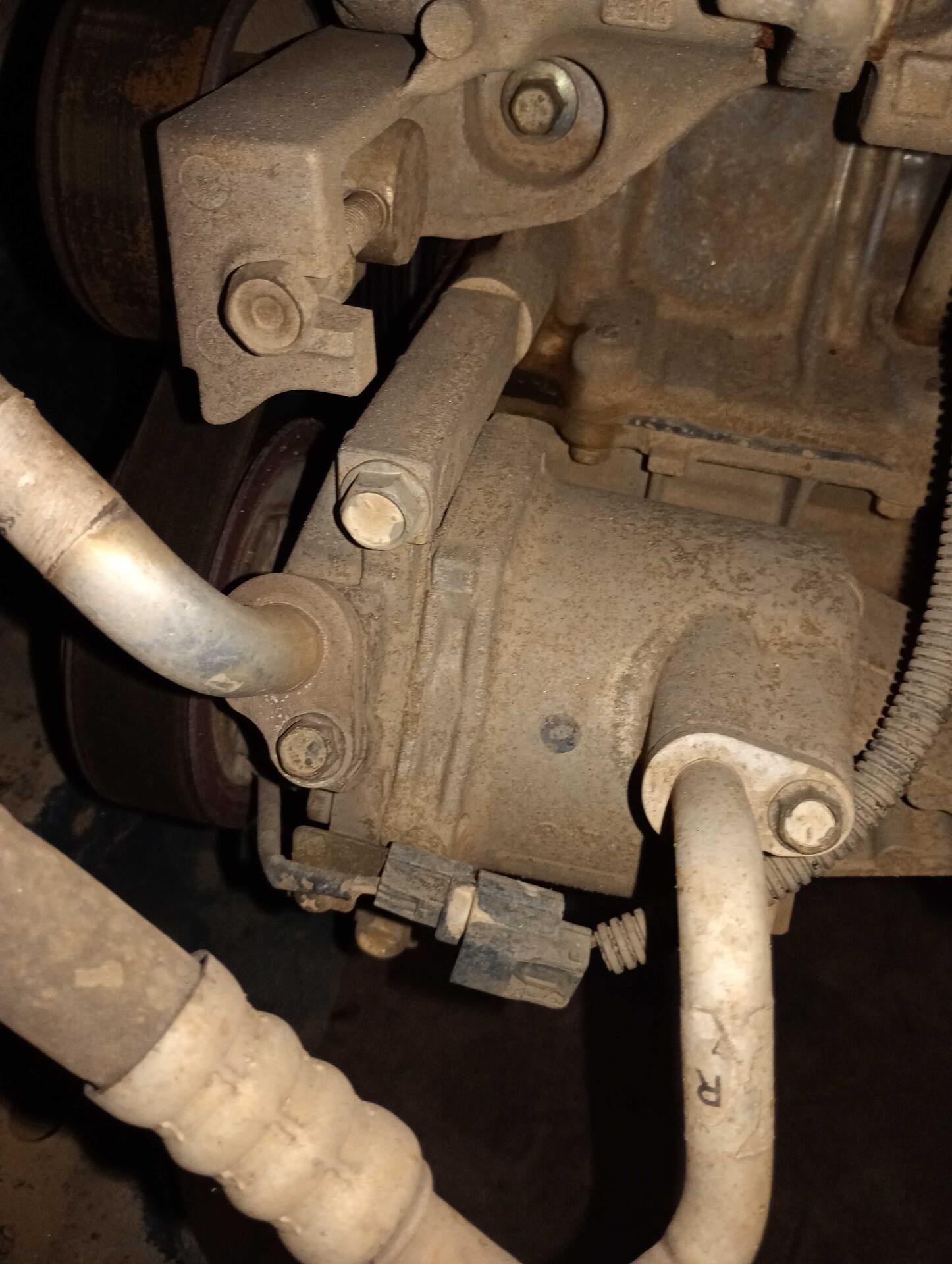 (SUCATA) NISSAN / KICKS S CVT 2019/2019 — foto 28 de 33