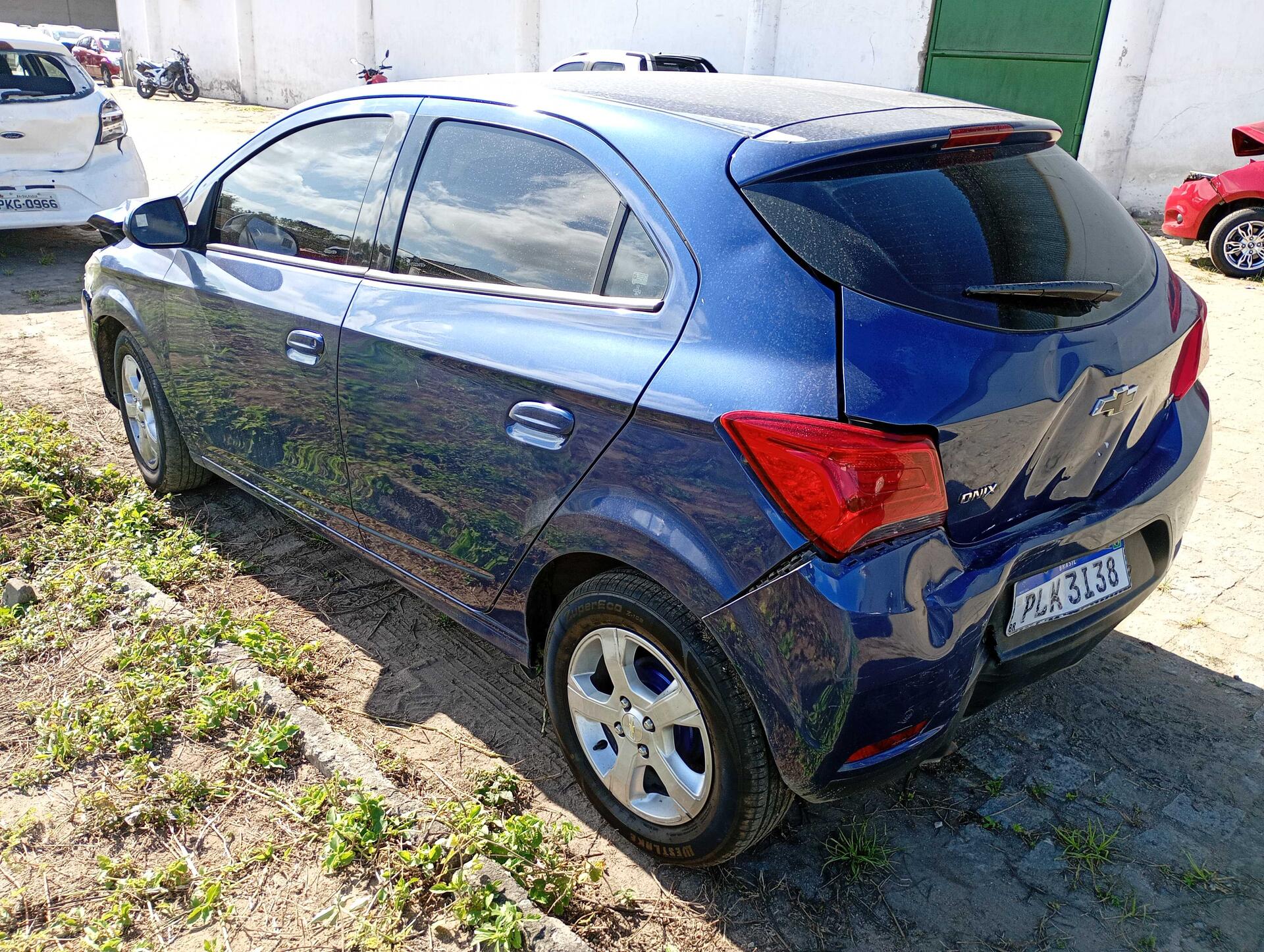 CHEVROLET / ONIX HATCH LTZ 1.4 8V 5P AUT FLEX 2018/2019 — foto 25 de 40