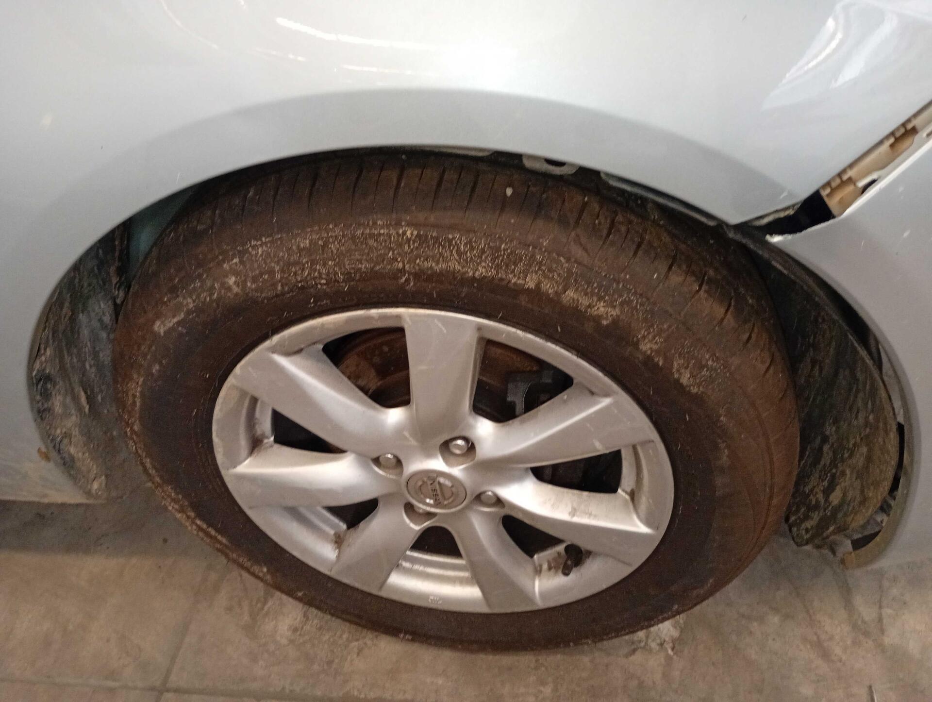 NISSAN / VERSA SL 1.6 16V MEC 4P FLEX 2014/2014 — foto 18 de 26