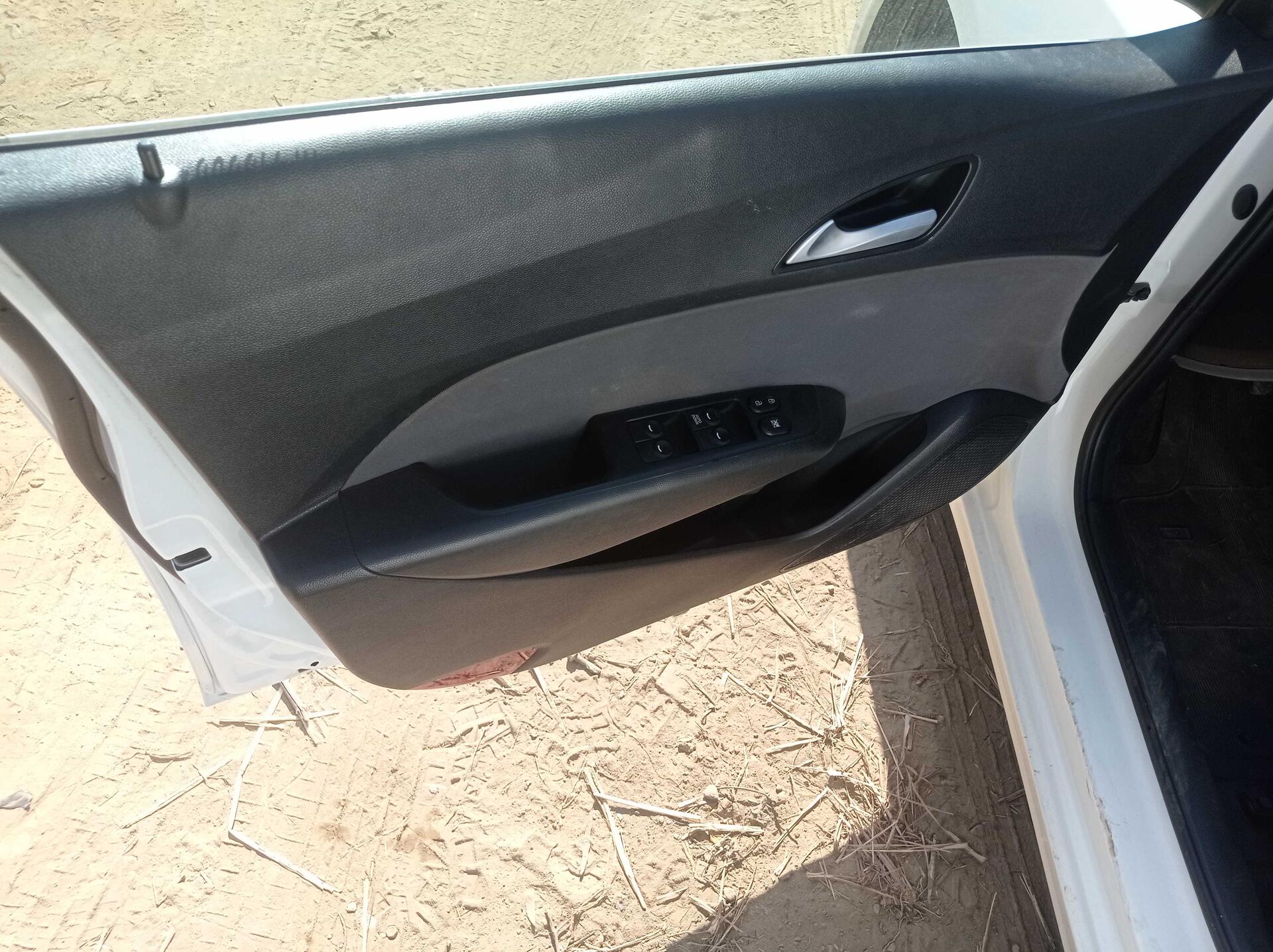HYUNDAI / HB20S SEDAN COMFORT STYLE 1.6 16V MEC 4P FLEX 2018/2019 — foto 10 de 40