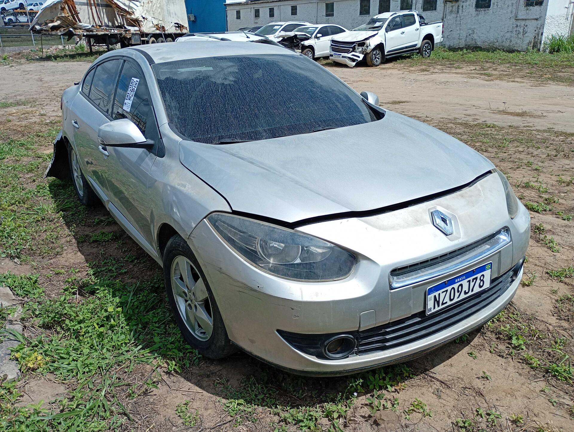 RENAULT / FLUENCE SEDAN DYNAMIQUE 2.0 16V AUT 2011/2012 — foto 8 de 40