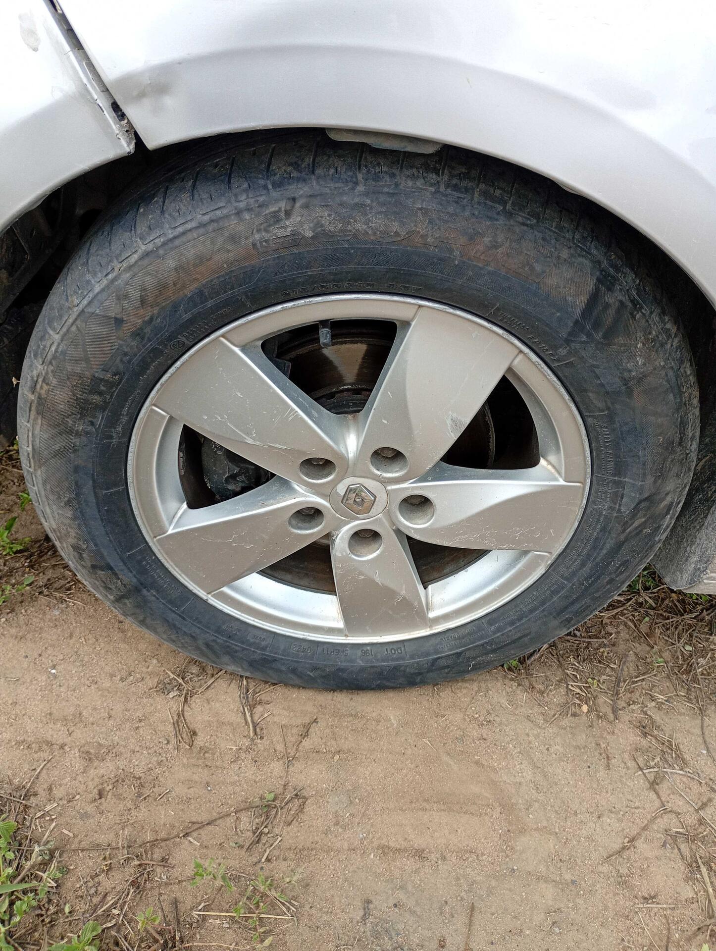 RENAULT / FLUENCE SEDAN DYNAMIQUE 2.0 16V AUT 2011/2012 — foto 14 de 40