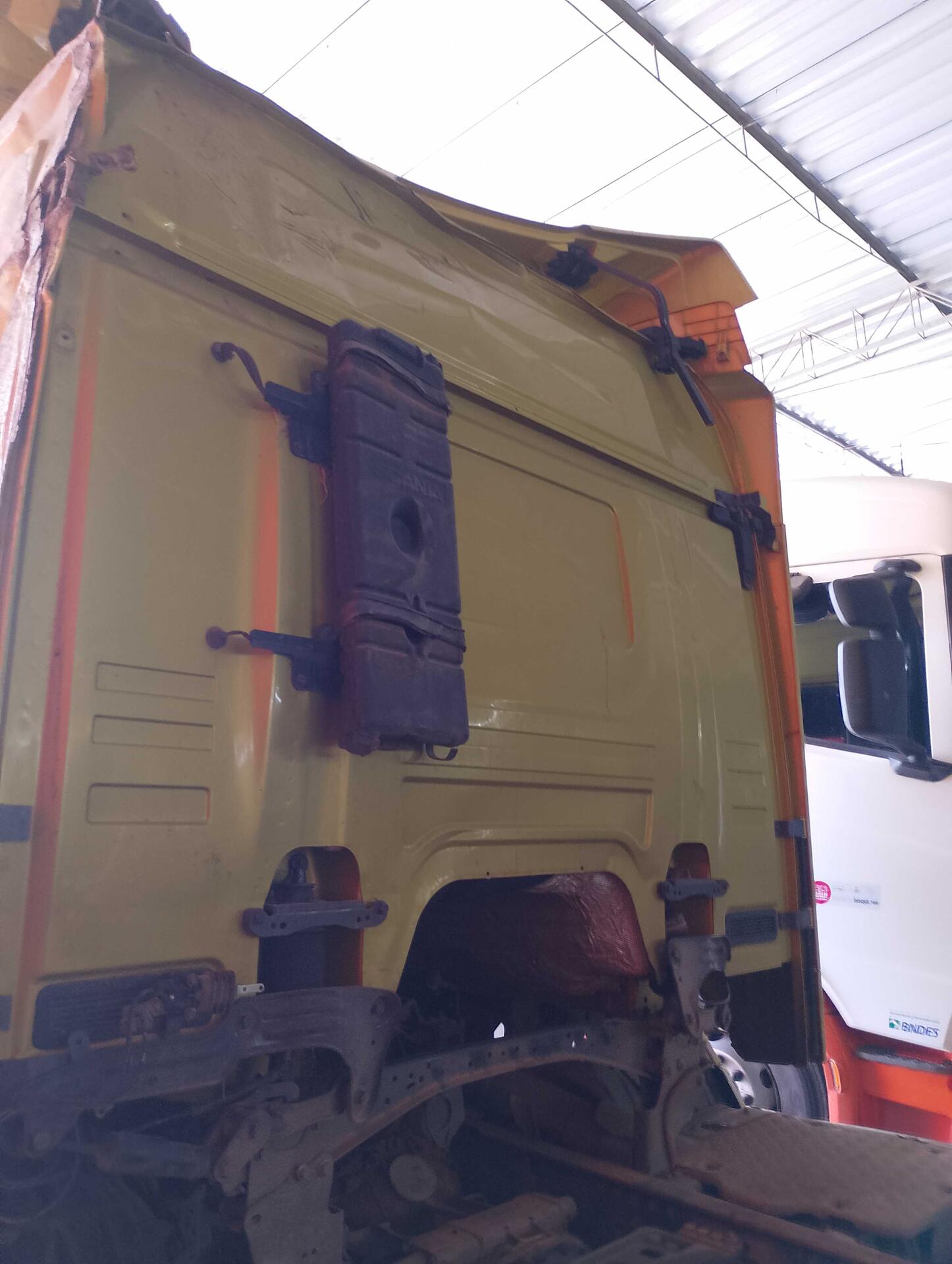 SCANIA / P360 B8X2 DIESEL 2022/2023 — foto 6 de 40