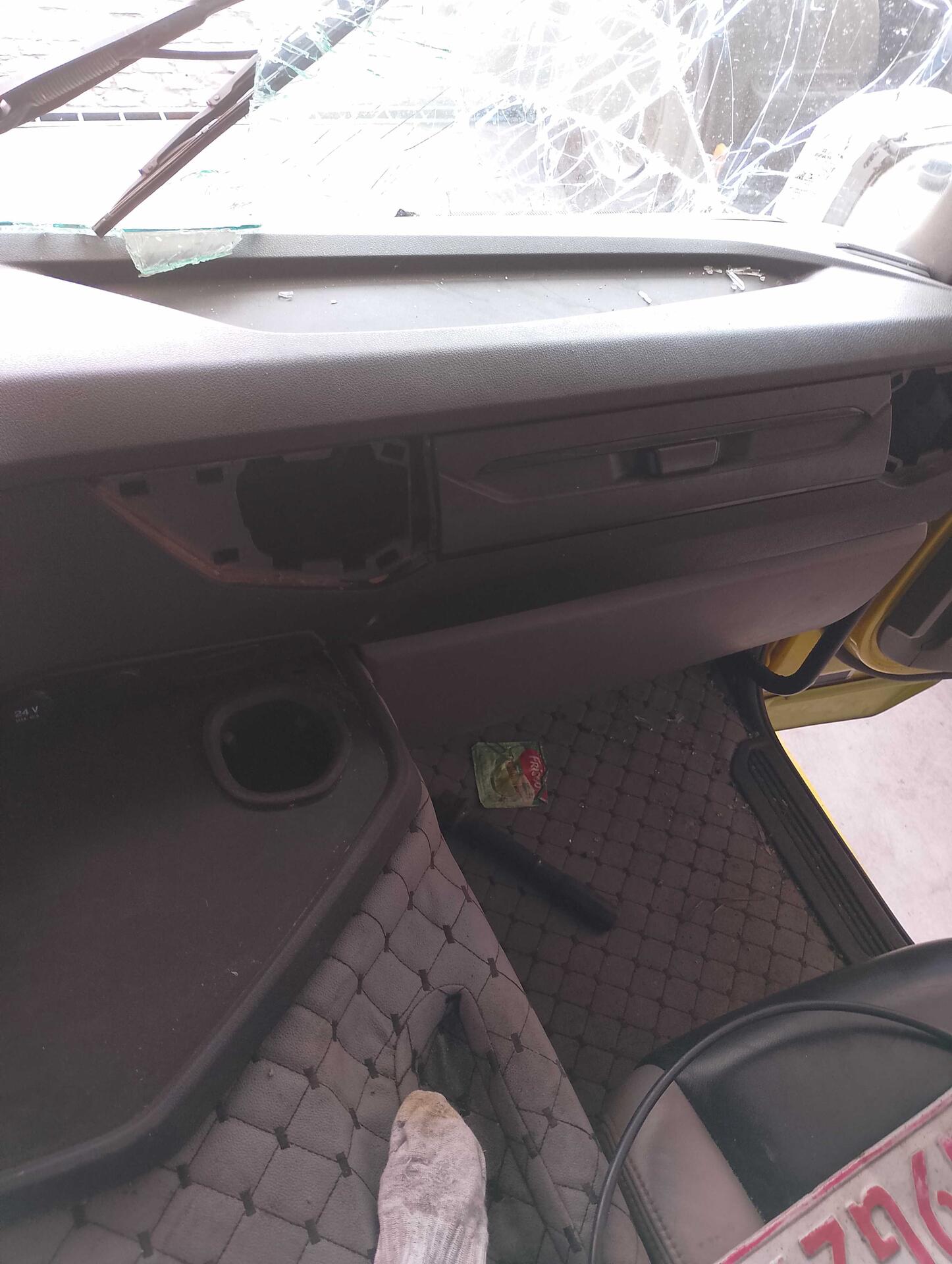 SCANIA / P360 B8X2 DIESEL 2022/2023 — foto 21 de 40