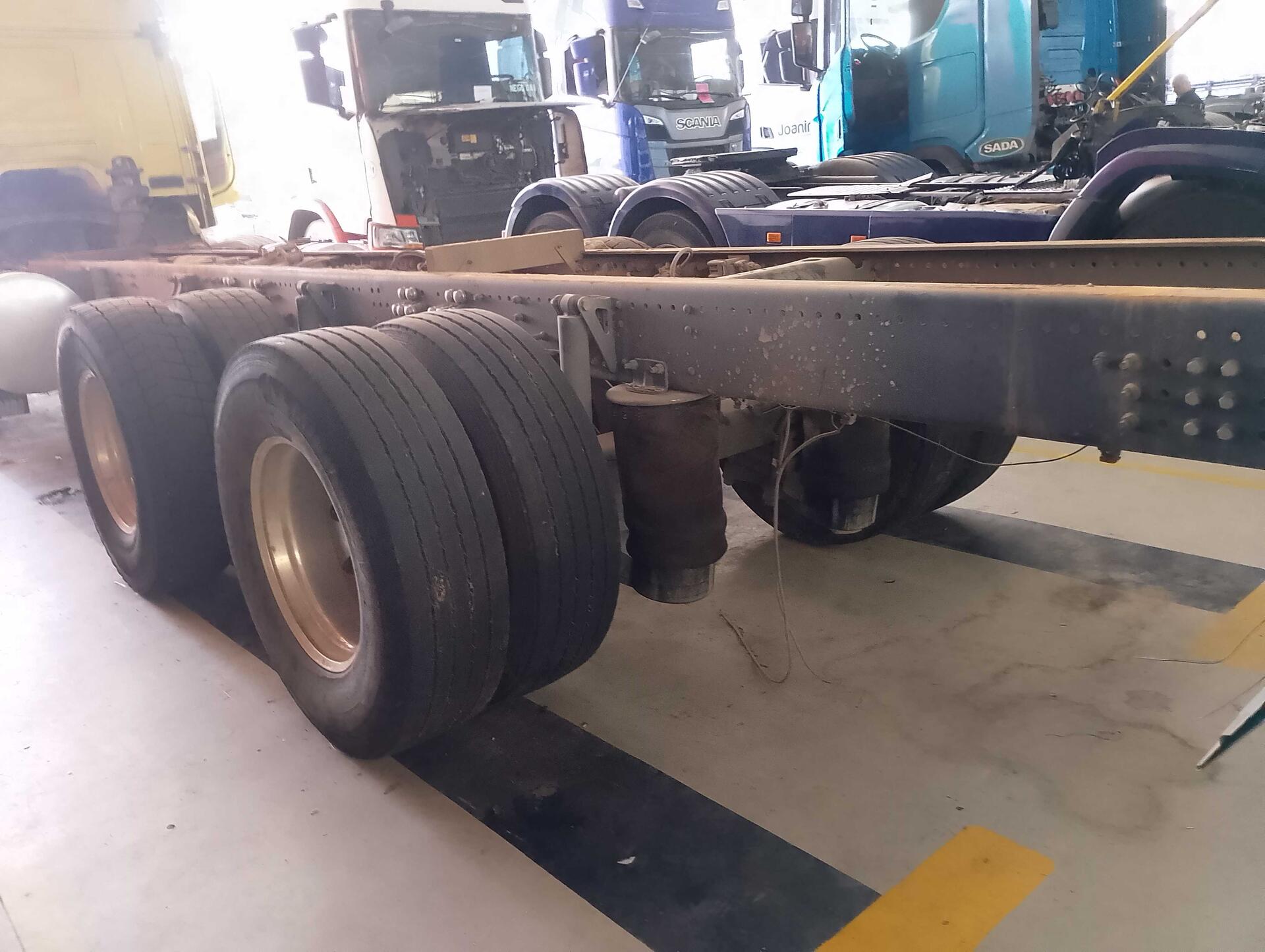 SCANIA / P360 B8X2 DIESEL 2022/2023 — foto 29 de 40