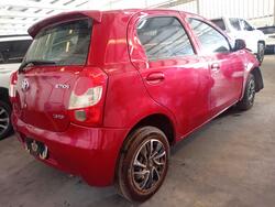 TOYOTA / ETIOS HATCH XS 1.3 FLEX 16V 5P MEC 2013/2013