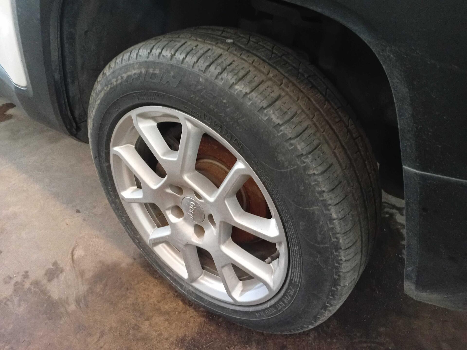 JEEP / RENEGADE SPORT 4X2 1.8 16V AUT FLEX 2019/2019 — foto 26 de 38