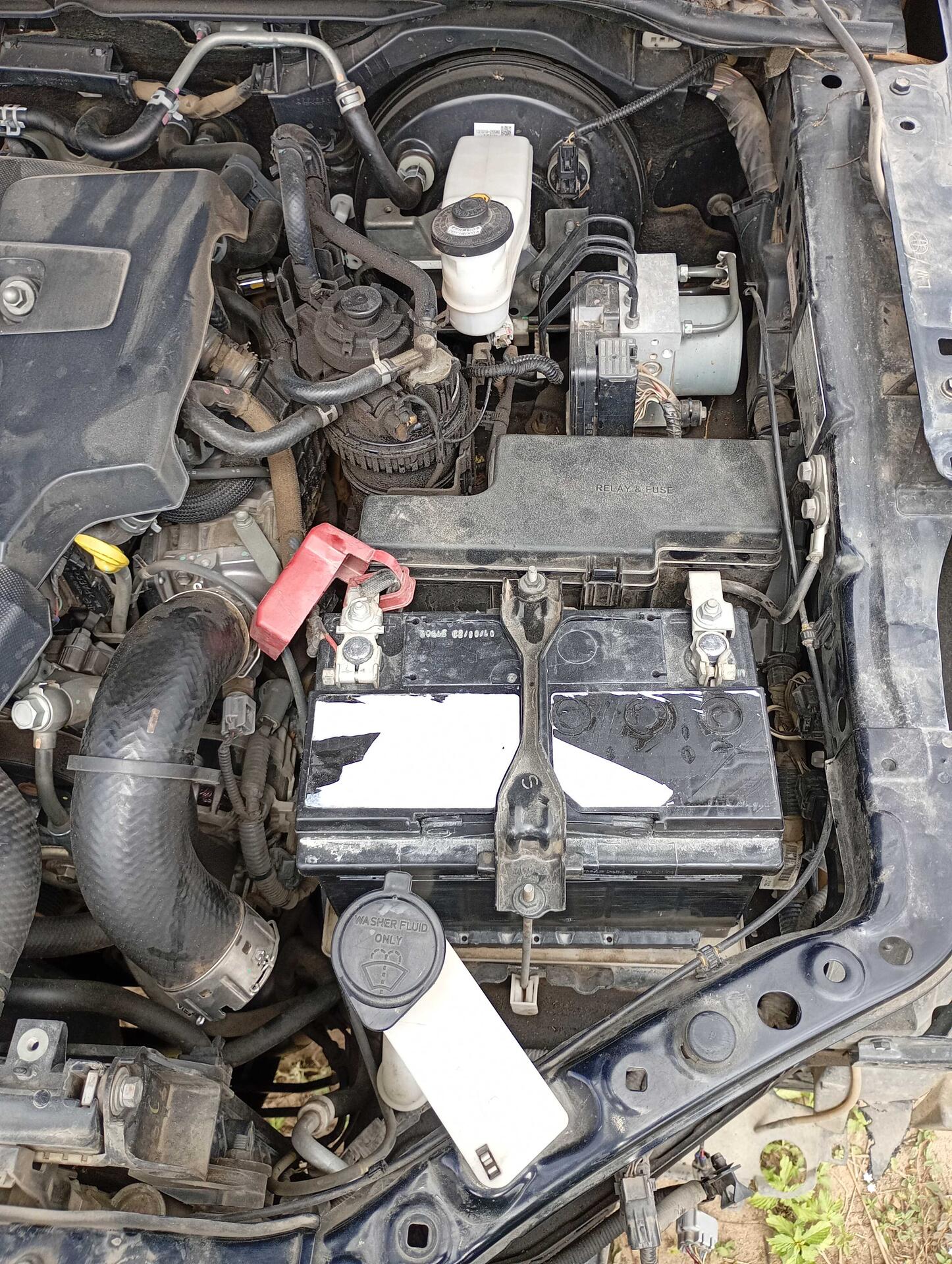 TOYOTA / HILUX CD GR-S 4X4 2.8 TDI AUT DIESEL 2023/2023 — foto 29 de 40