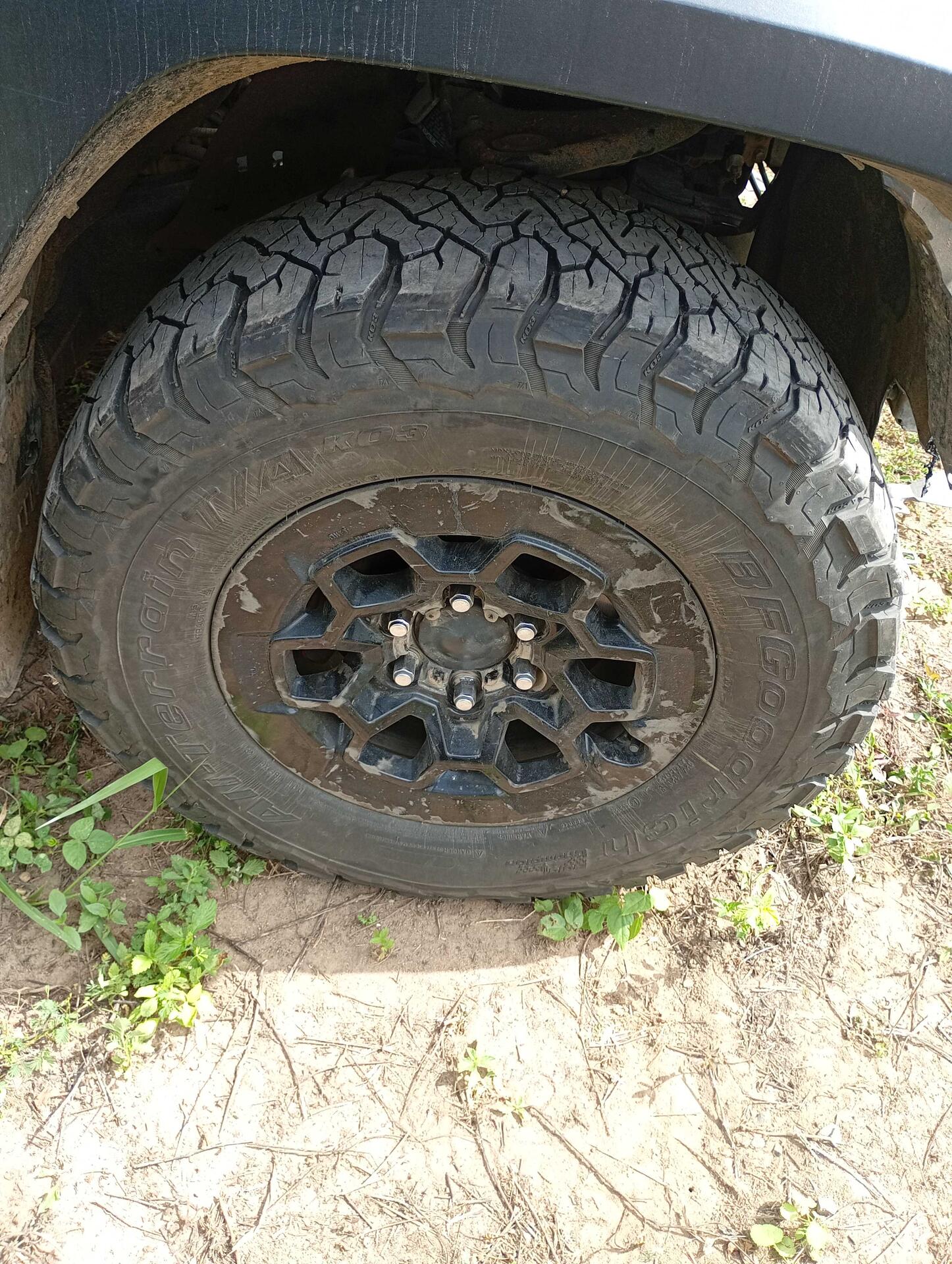 TOYOTA / HILUX CD GR-S 4X4 2.8 TDI AUT DIESEL 2023/2023 — foto 32 de 40
