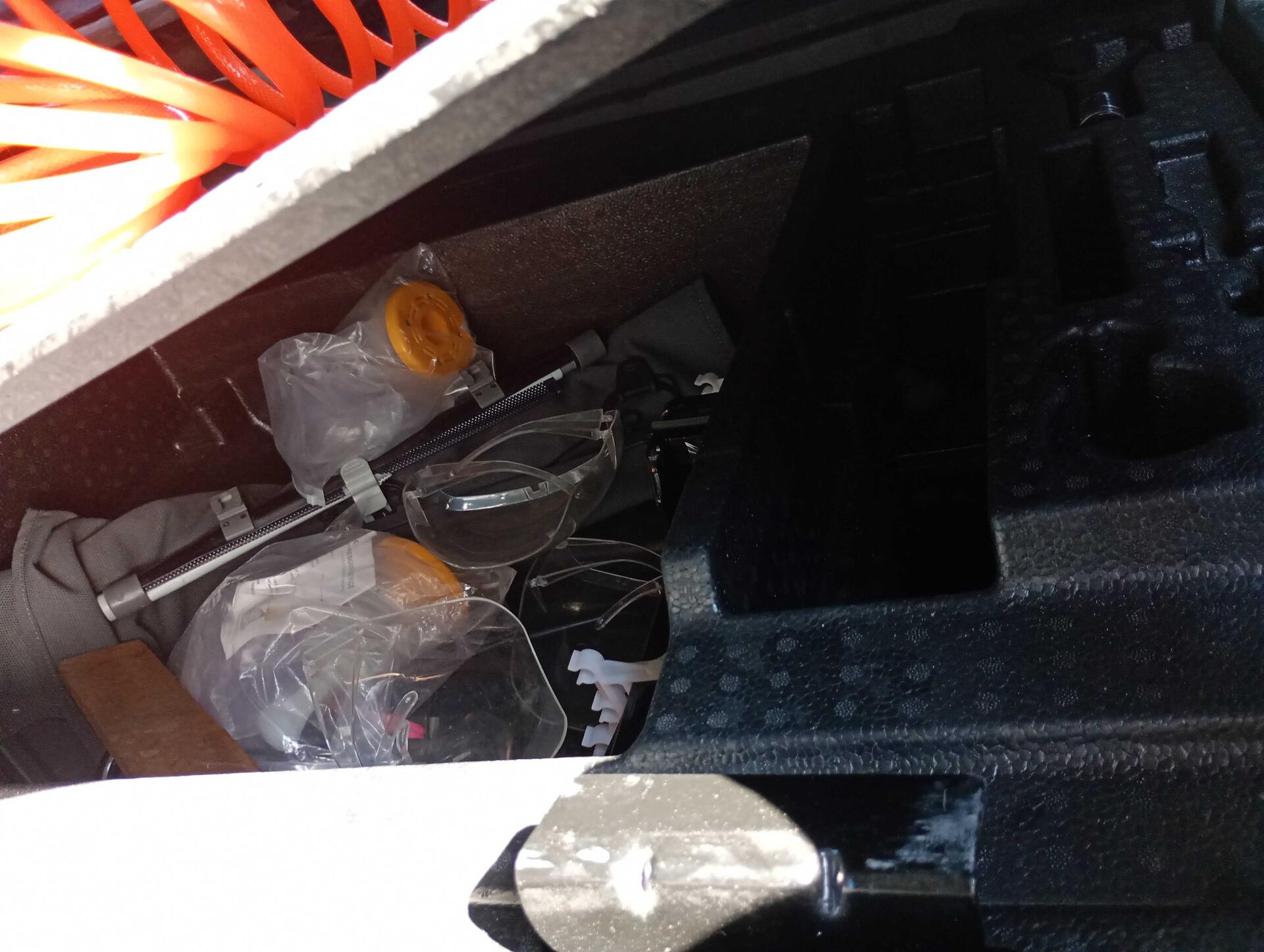 LAND ROVER / DEFENDER 110 S P300 4X4 2.0 TB AUT. GASOLINA 2020/2020 — foto 14 de 40