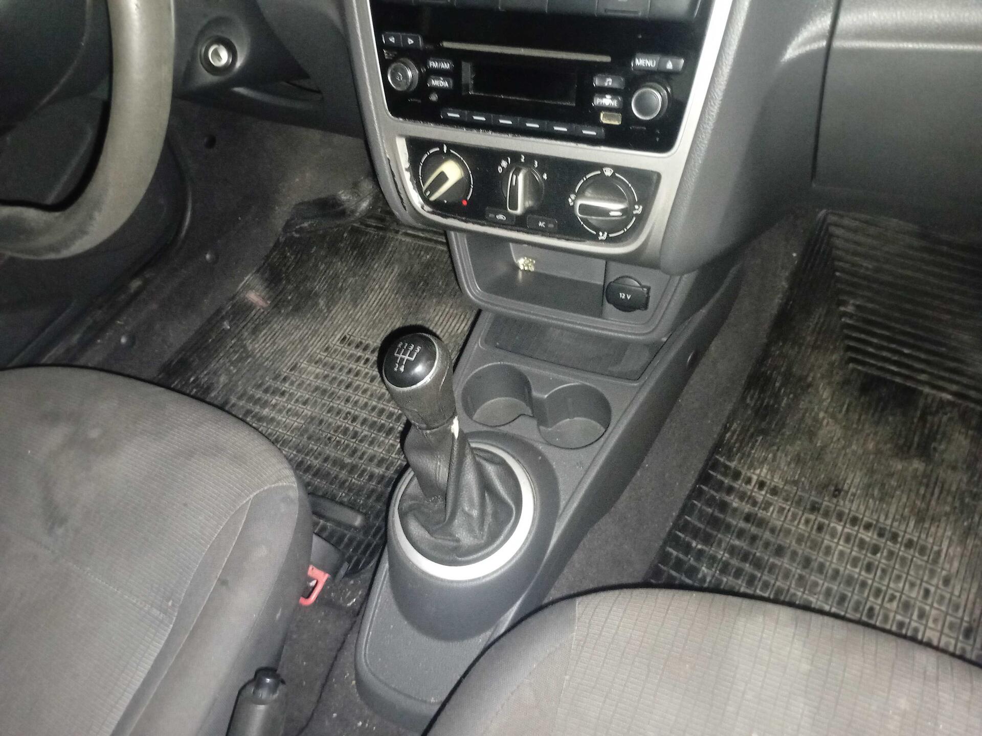 VW / NOVO GOL 1.0 CITY 2013/2014 — foto 27 de 36