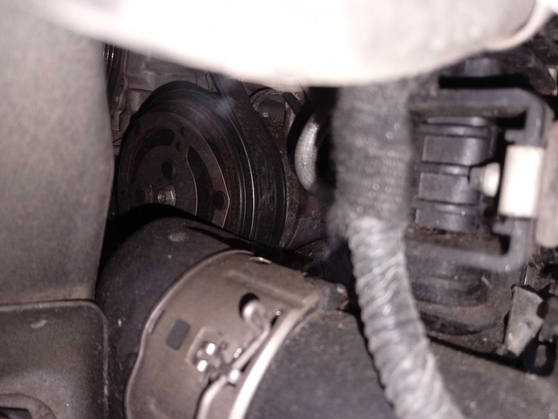 (SUCATA) CHEVROLET / ONIX HATCH LT 1.0 TURBO 12V 4P AUT 2020/2020 — foto 9 de 25