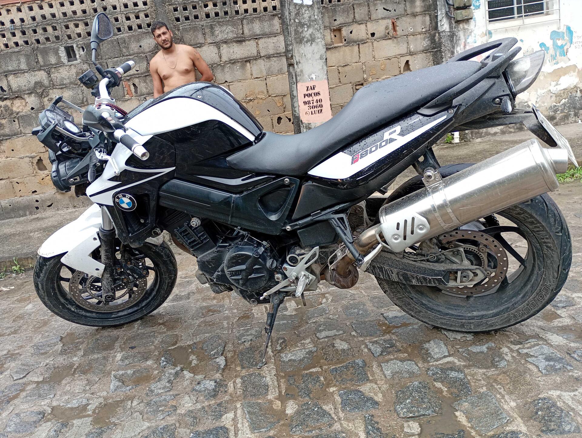 BMW / F 800 R 798 CC GASOLINA 2014/2015 — foto 5 de 31