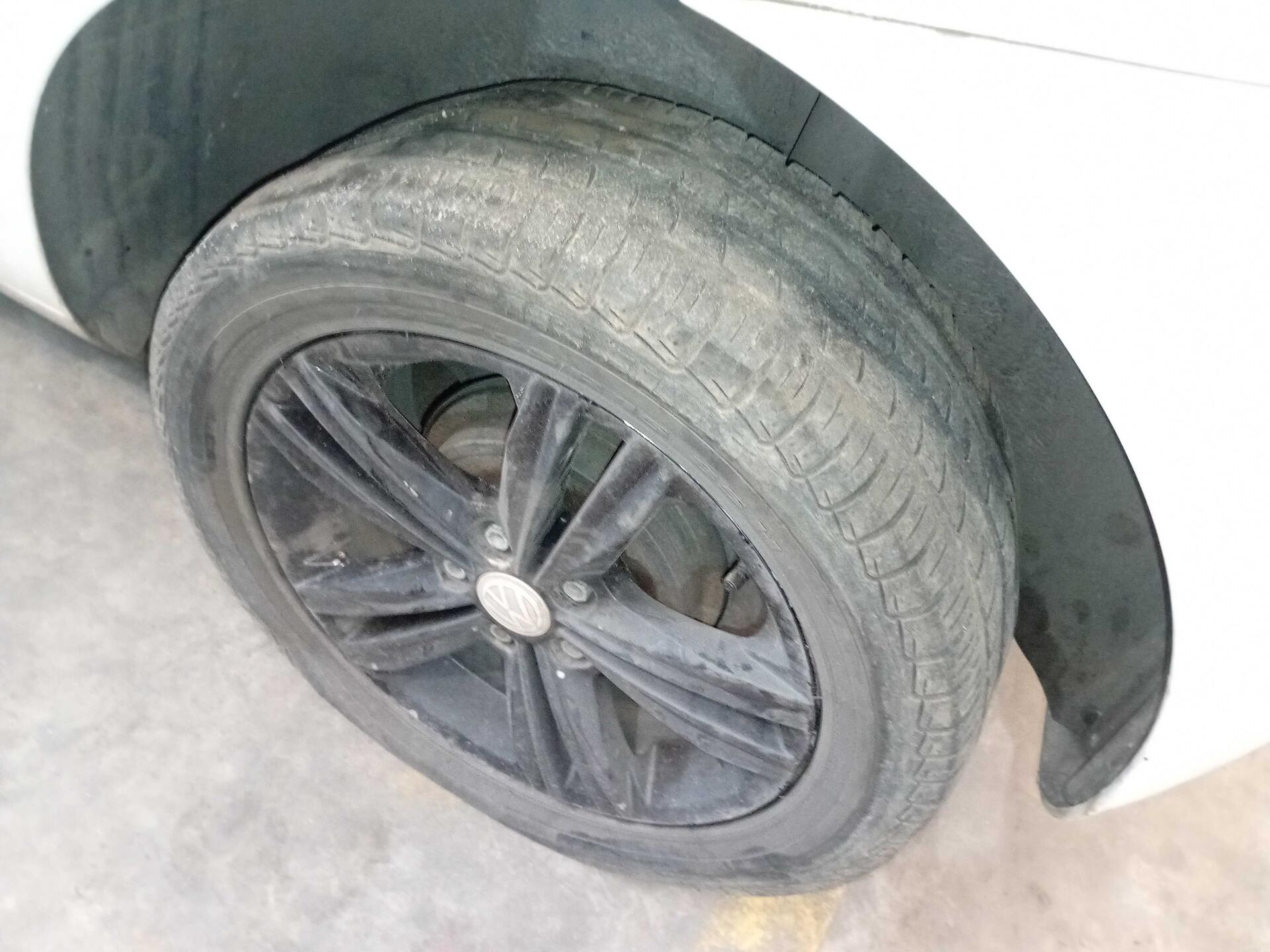 VOLKSWAGEN / FOX G2 1.0 MI TOTAL 8V 5P FLEX 2013/2014 — foto 39 de 40