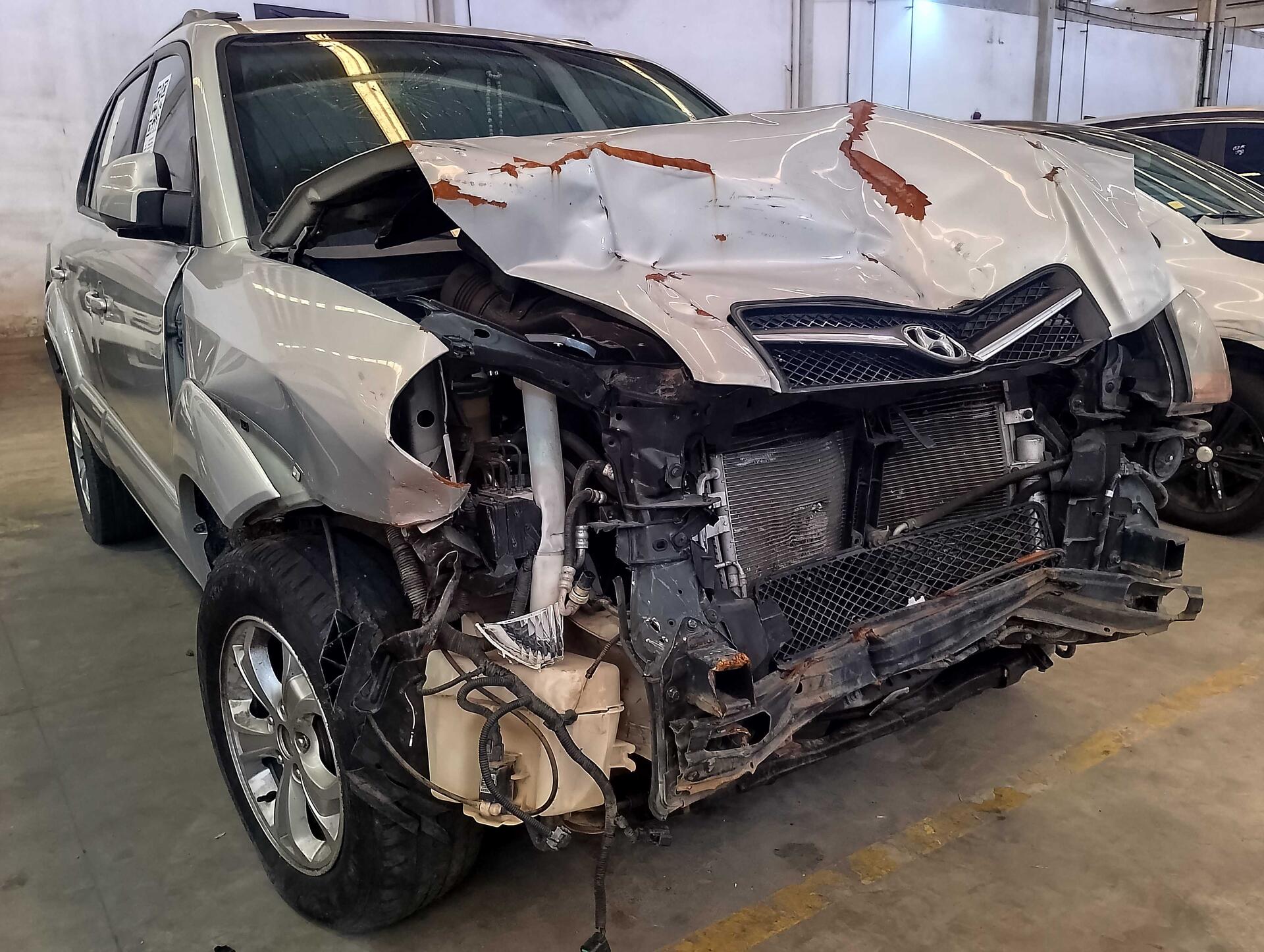 HYUNDAI / TUCSON GLS 4X2-AT 2.0 16V 4P A FLEX 2013/2014 — foto 28 de 40