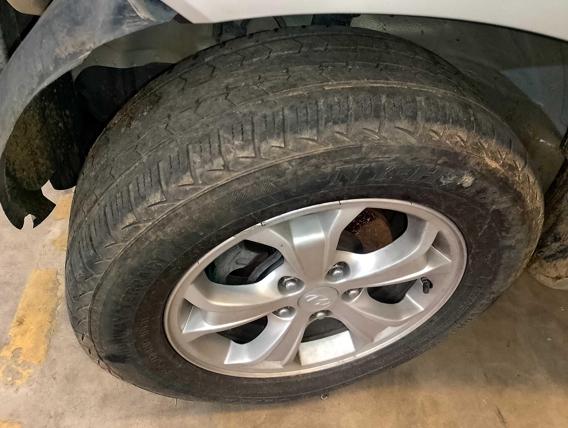 HYUNDAI / TUCSON GLS 4X2-AT 2.0 16V 4P A FLEX 2013/2014 — foto 31 de 40