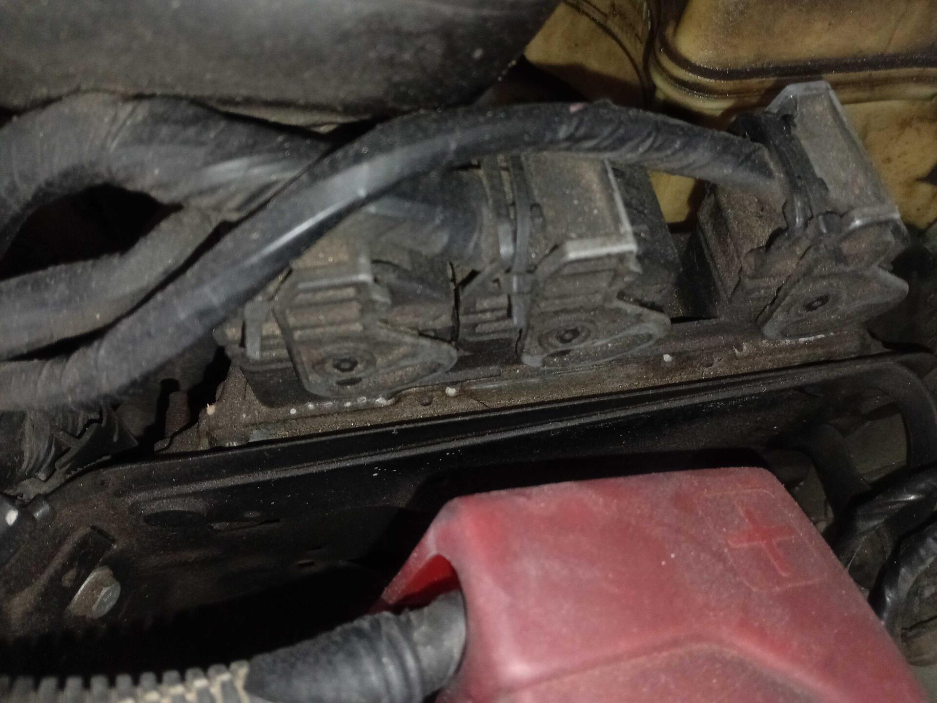 RENAULT / CLIO EXP1016VH FLEX 2013/2014 — foto 26 de 40