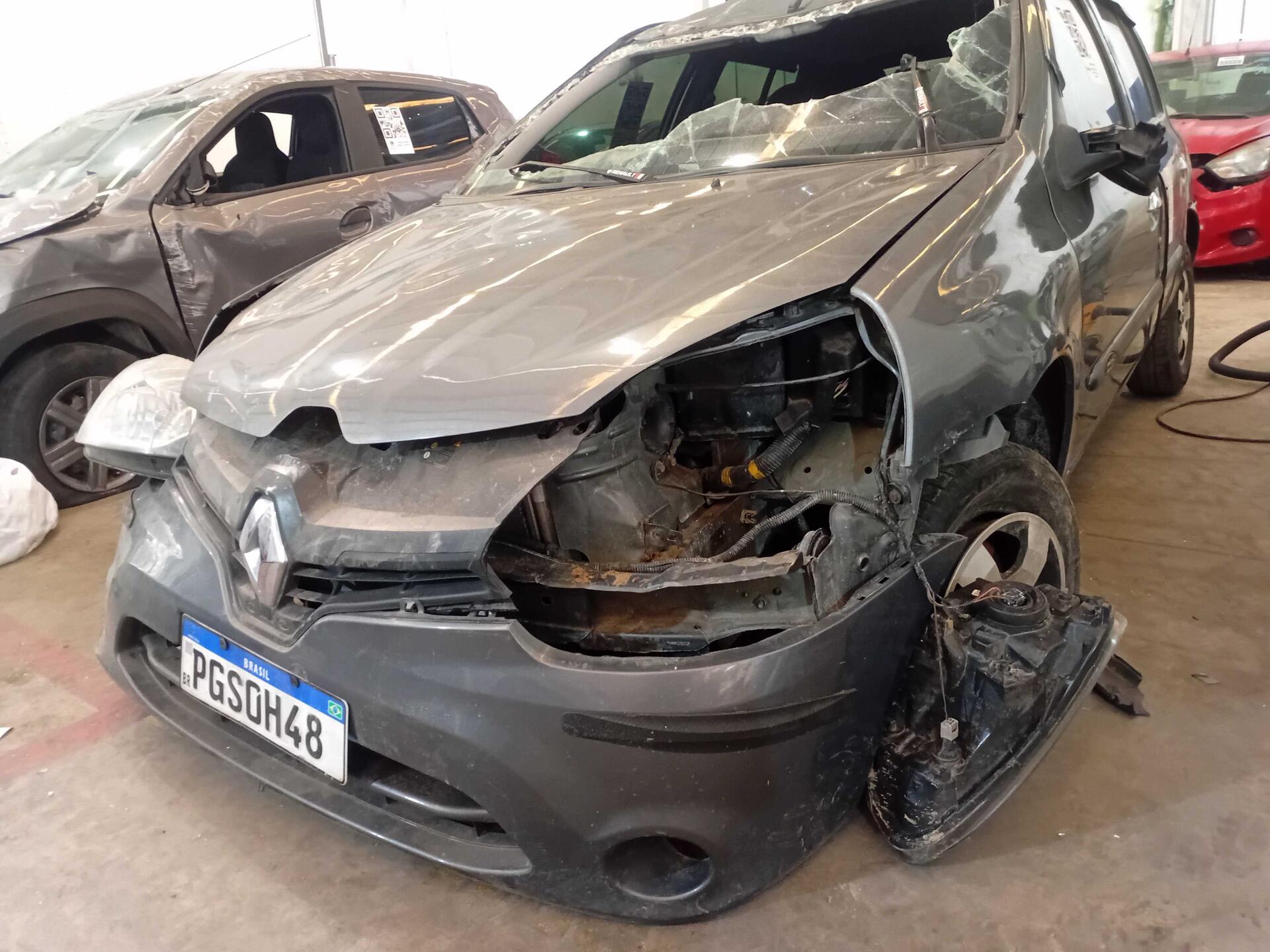 RENAULT / CLIO EXP1016VH FLEX 2013/2014 — foto 27 de 40