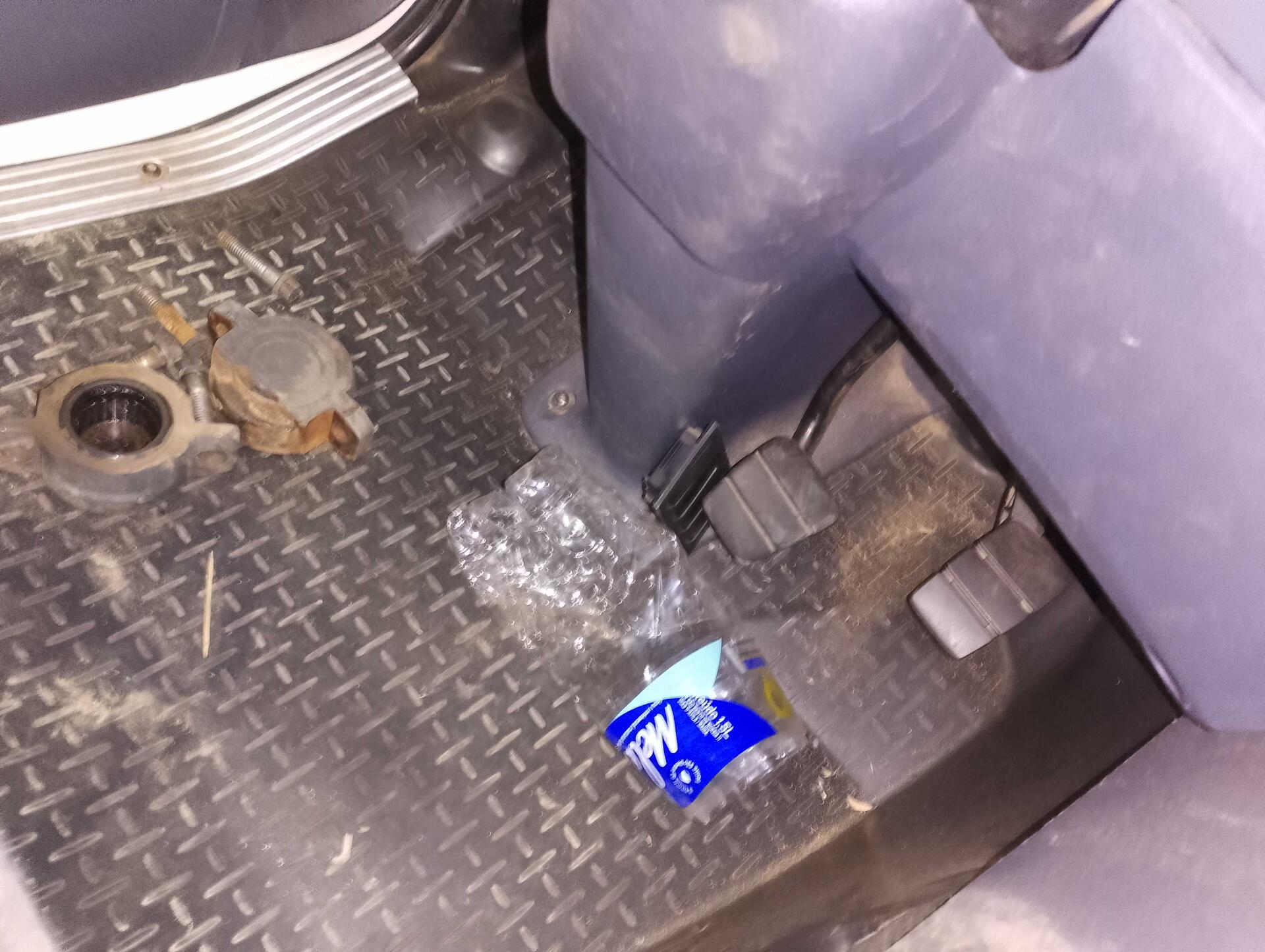 SCANIA / P 310 B8X2 2014/2014 — foto 37 de 40
