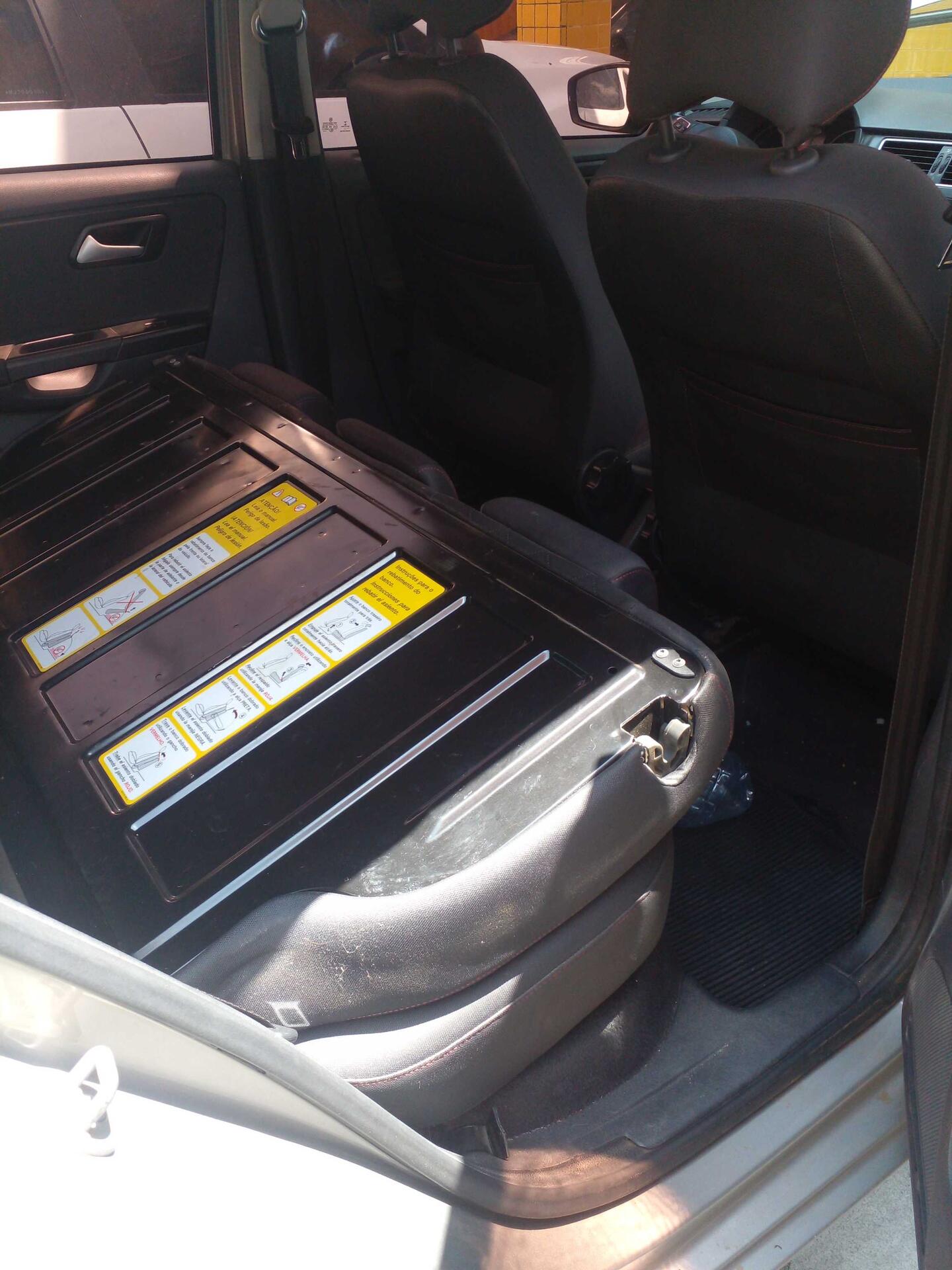 VOLKSWAGEN / FOX G2 1.6 MI I MOTION TOTAL 8V 5P FLEX 2014/2014 — foto 4 de 40