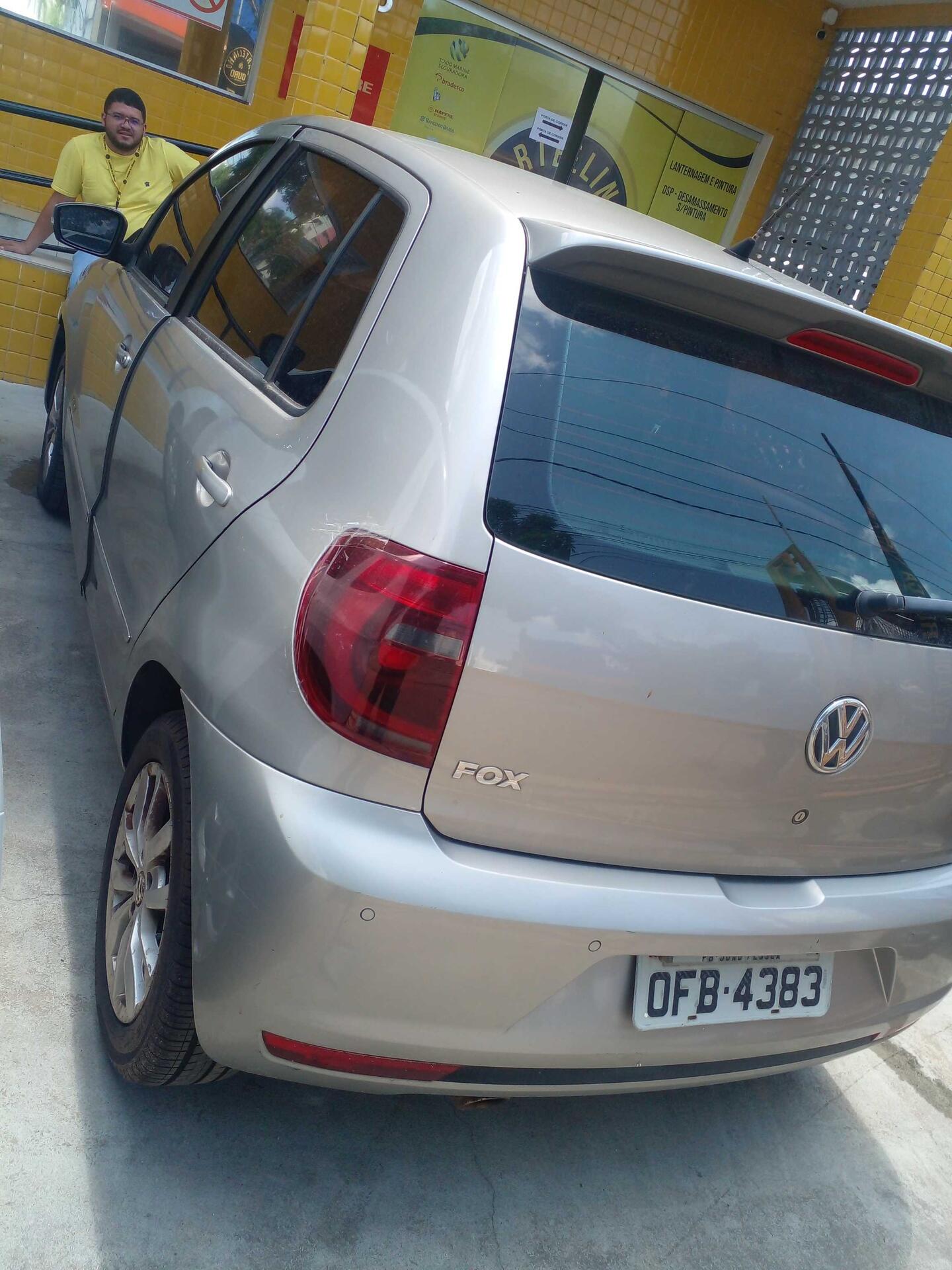 VOLKSWAGEN / FOX G2 1.6 MI I MOTION TOTAL 8V 5P FLEX 2014/2014 — foto 16 de 40