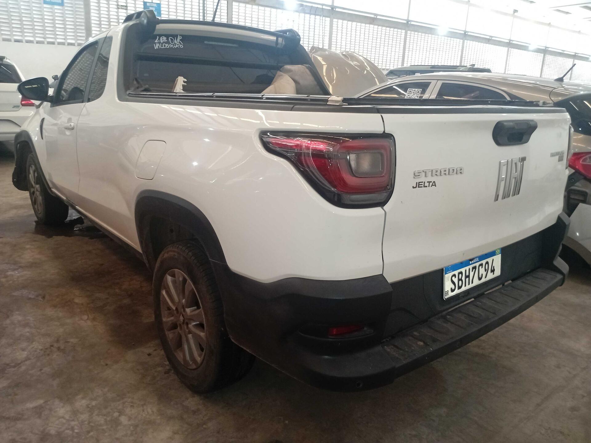 FIAT / STRADA FREEDOM 1.3 8V CS PLUS FLEX 2023/2024 — foto 13 de 26