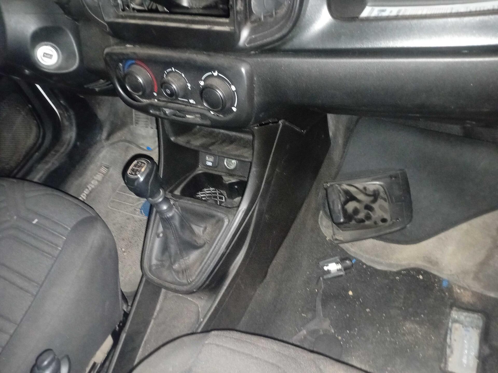 FIAT / STRADA FREEDOM 1.3 8V CS PLUS FLEX 2023/2024 — foto 18 de 26
