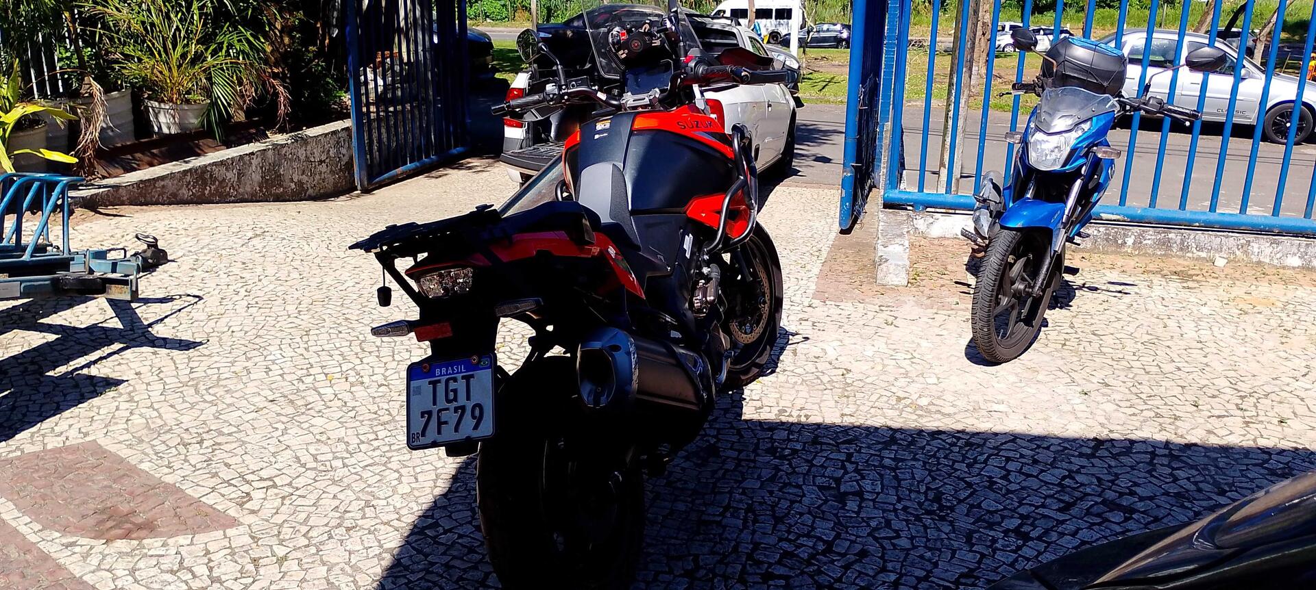 SUZUKI / DL 1050 V-STROM 2025/2025 — foto 8 de 29