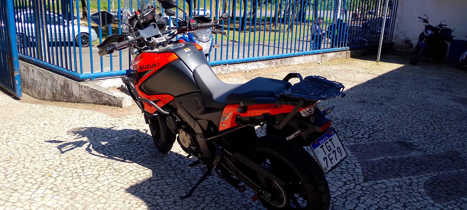 SUZUKI / DL 1050 V-STROM 2025/2025 — foto 10 de 29