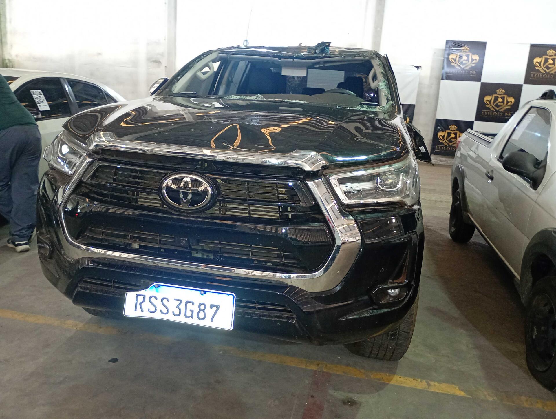 TOYOTA / HILUX CD SRX 2.8 TB 4X4 4P AUT DIESEL 2025/2025 — foto 6 de 40